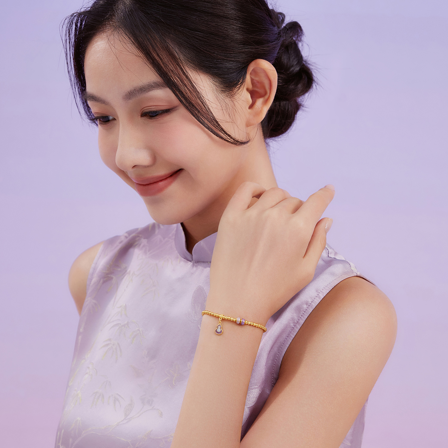 六福珠宝福满传家九紫离火黄金手链女葫芦金珠手串计价F63G0082DS爆款