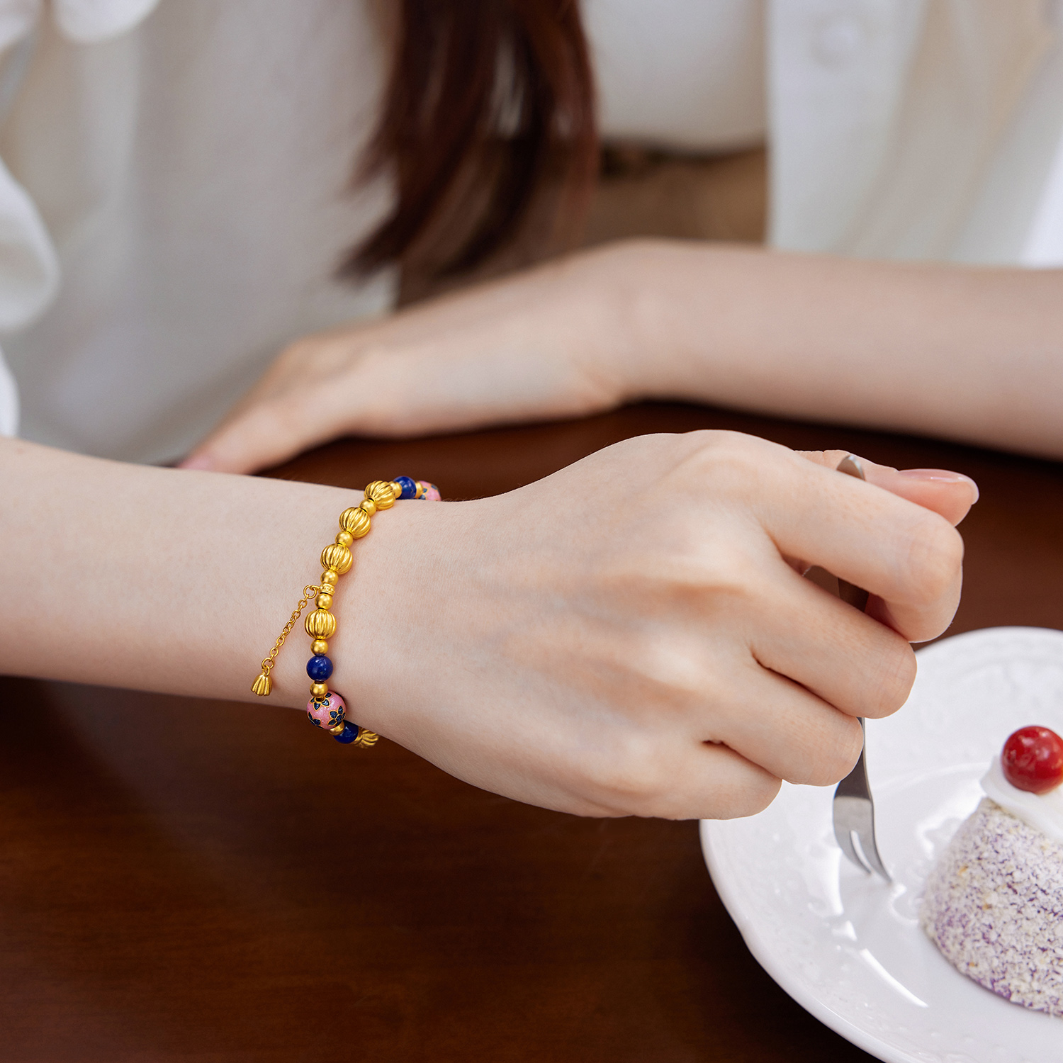 六福珠宝南瓜珠黄金手链女款鎏彩转运珠青金石手串计价G39G0029DS【1V1直播看货】