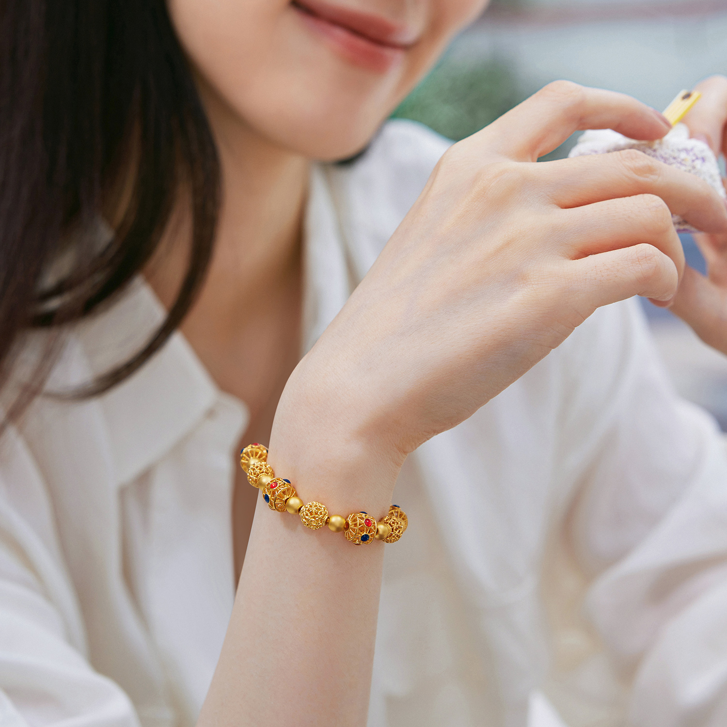 六福珠宝鎏彩花丝球黄金手链女金珠手串镂空转运珠计价L19G0003DS【1V1直播看货】