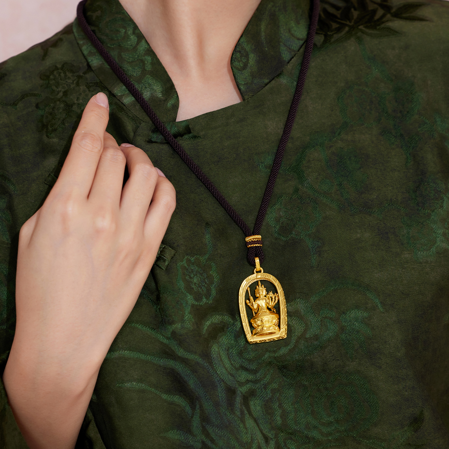 六福珠宝福满传家四面佛造型黄金吊坠男女金佛挂坠计价F63G0106DS【视频看货】