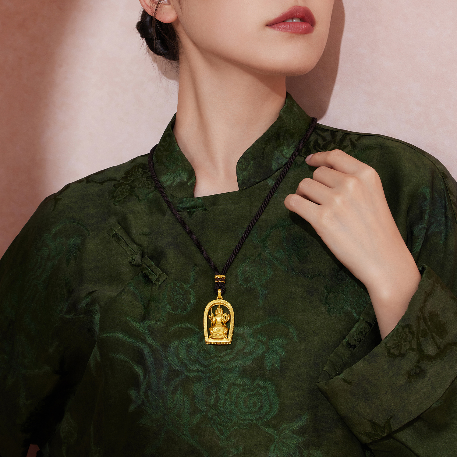 六福珠宝福满传家四面佛造型黄金吊坠男女金佛挂坠计价F63G0106DS【视频看货】