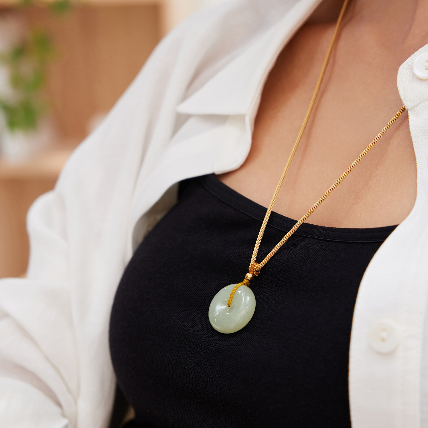 六福珠宝和田玉平安扣黄金金珠项链日常款玉石吊坠玉坠L74A0009DS