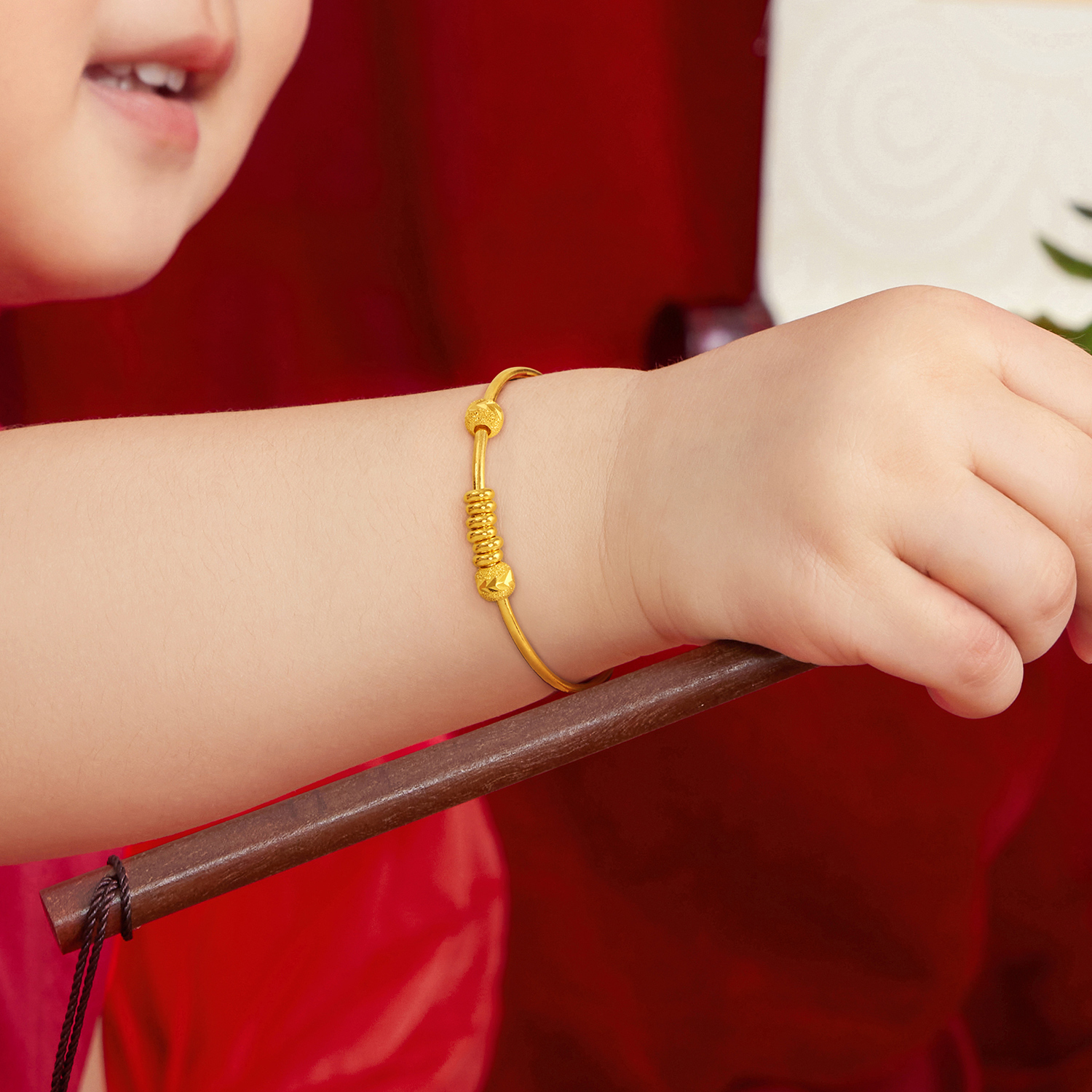 六福珠宝如意算盘黄金手镯宝宝儿童款推拉手镯子计价L04TBGB0013