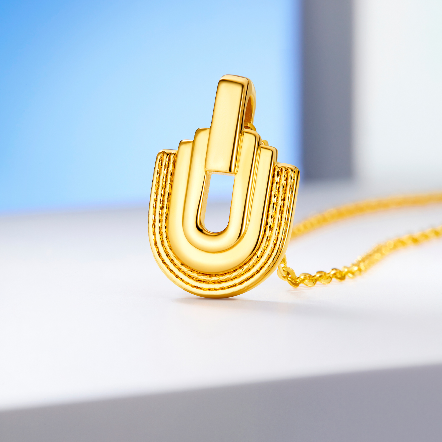 六福珠宝U型马蹄造型黄金项链女款手工编织足金吊坠计价GJG0139DS