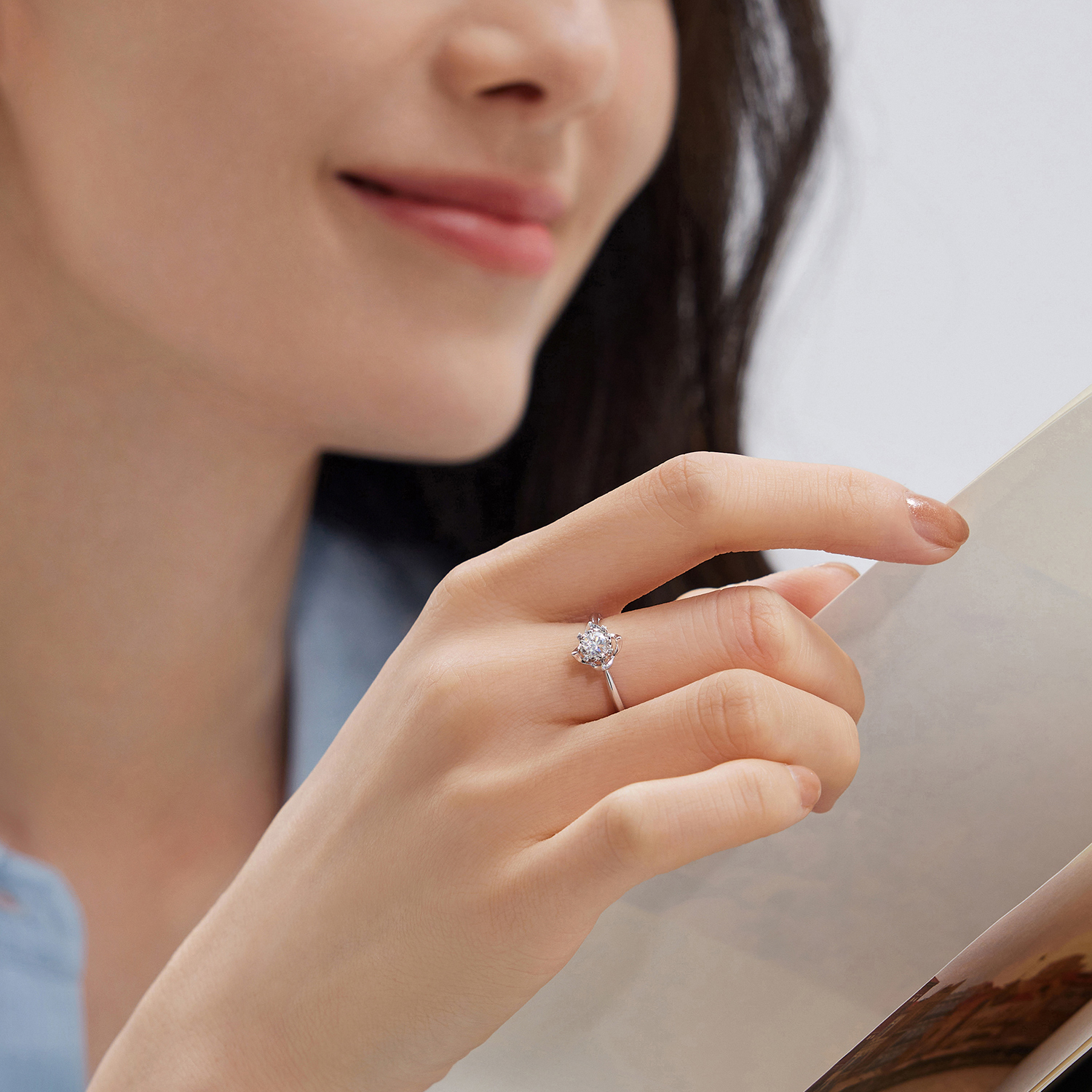 六福珠宝爱很美求婚钻戒花蕾18K金天然钻石戒指定价LB31427【联系客服补货】【视频看货】