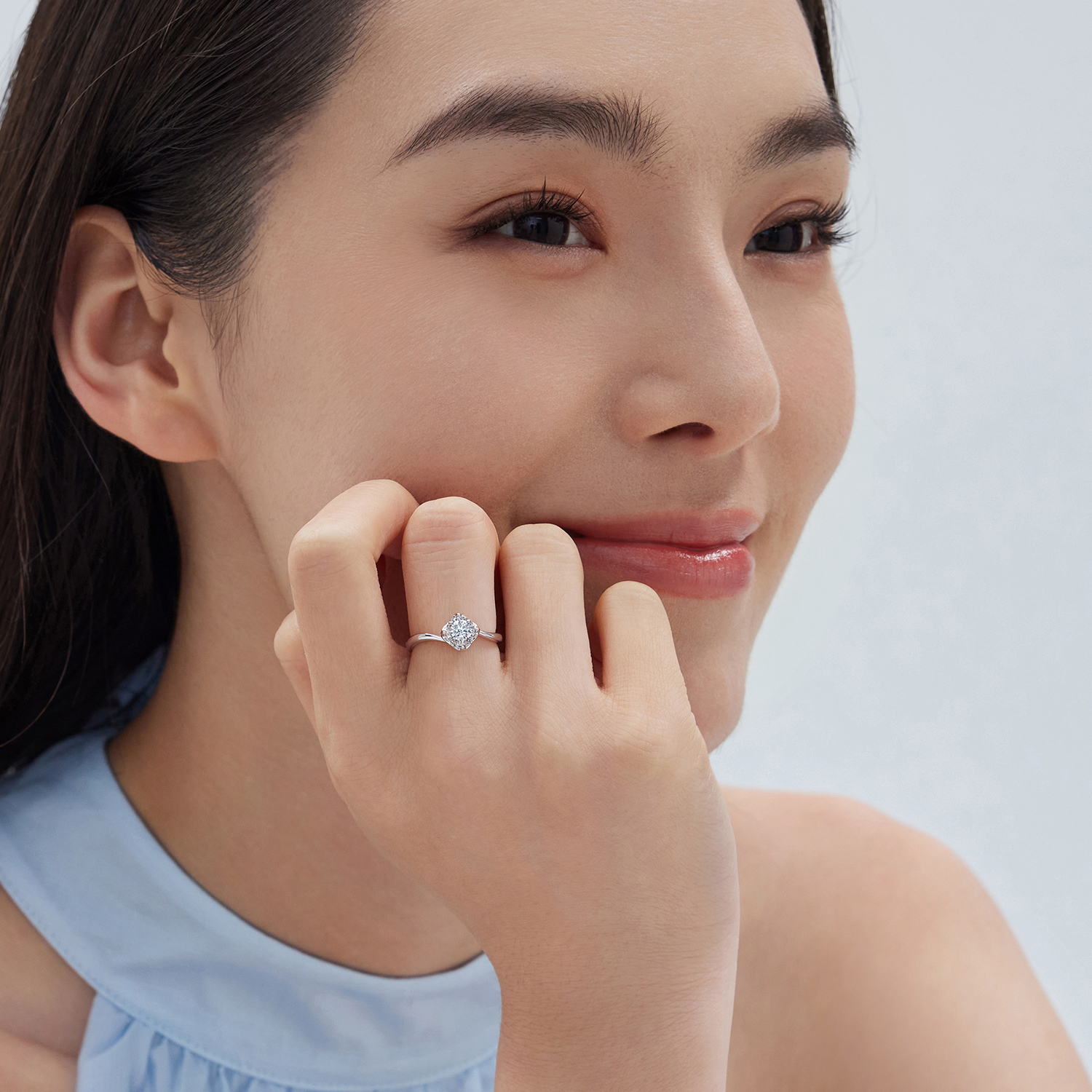 六福珠宝爱很美心星18k金钻石戒指结婚求婚钻戒女款婚嫁定价LB33061