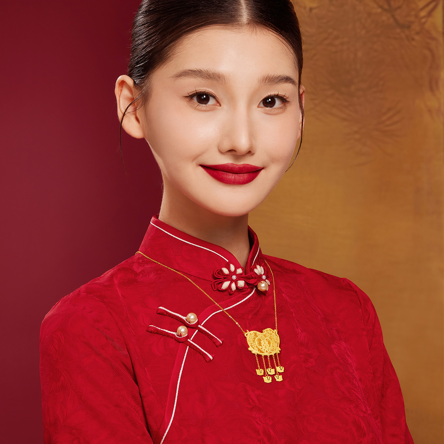 六福珠宝光影金诸事皆囍黄金项链5G实心金猪牌婚嫁礼计价020953NA【视频看货】