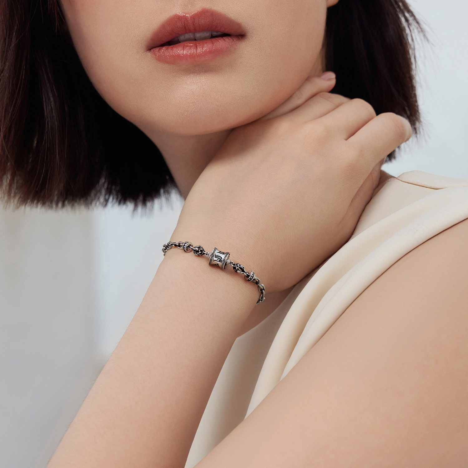 六福珠宝六字真言铂金手链铂950男士电黑白金首饰计价G07P0007DS【1V1直播看货】