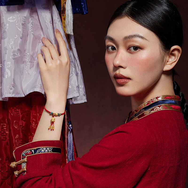 六福珠宝六字真言黄金转运珠足金佛造型串珠手绳定价A03TBA1B0035【联系客服补货】