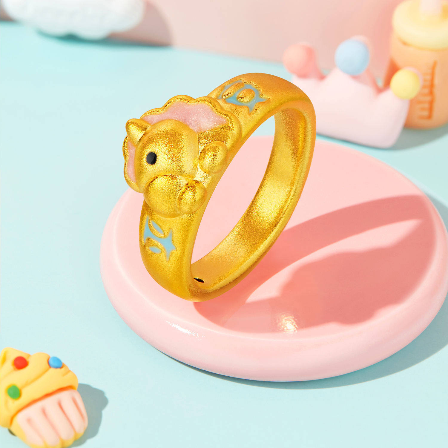 六福珠宝童趣宝宝黄金戒指儿童鎏彩马生肖满月周岁礼物L11A0009DS