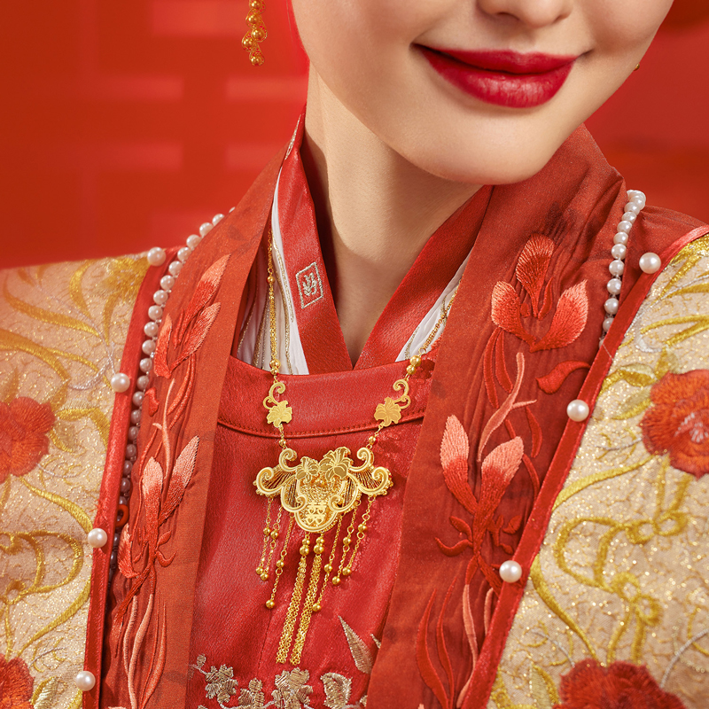 六福珠宝囍字百合花吊坠黄金项链女光影金5G婚嫁礼计价009541NA【联系客服补货】【视频看货】