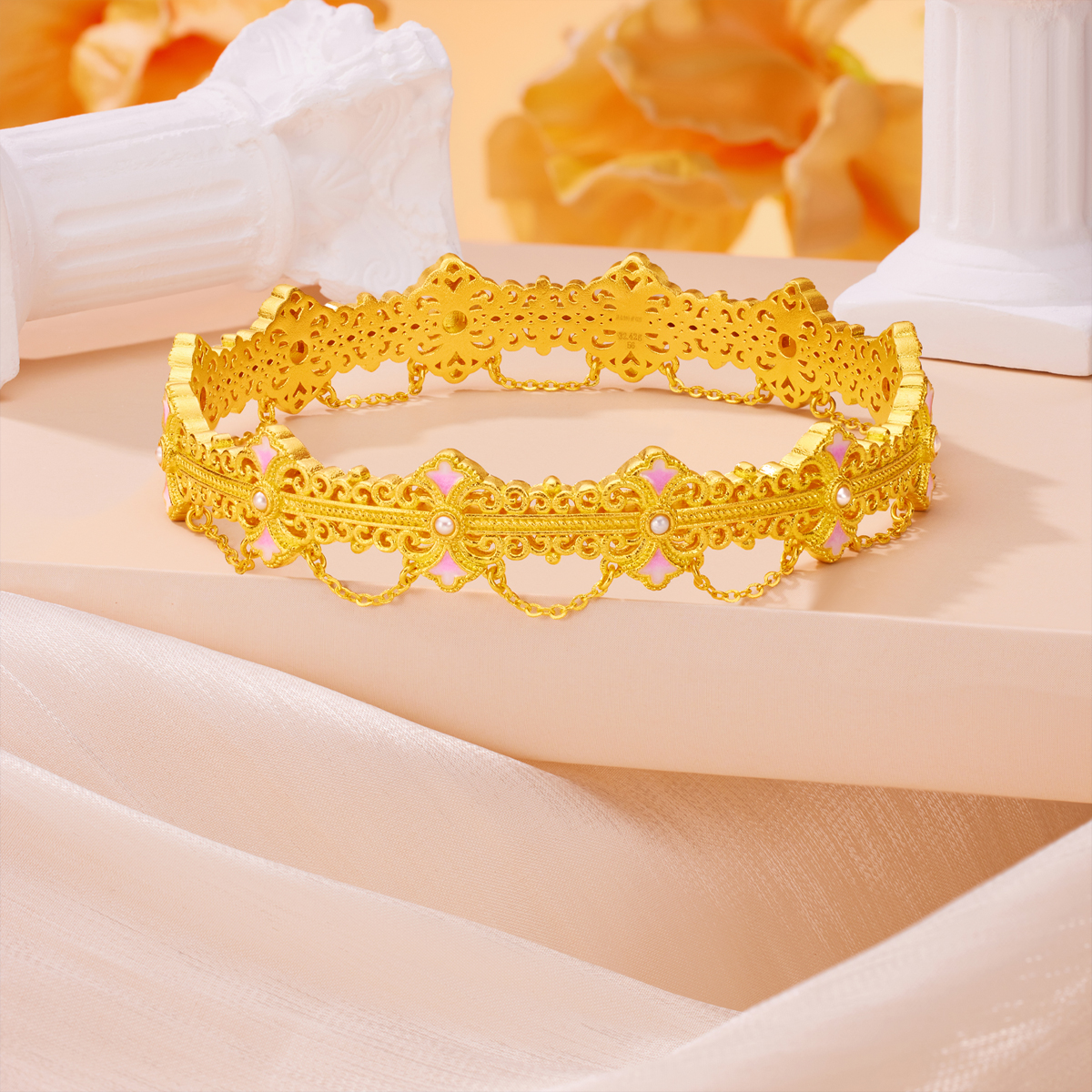 六福珠宝福满传家鸢尾花黄金手镯珍珠女足金镯子计价G39TBGB0004【视频看货】