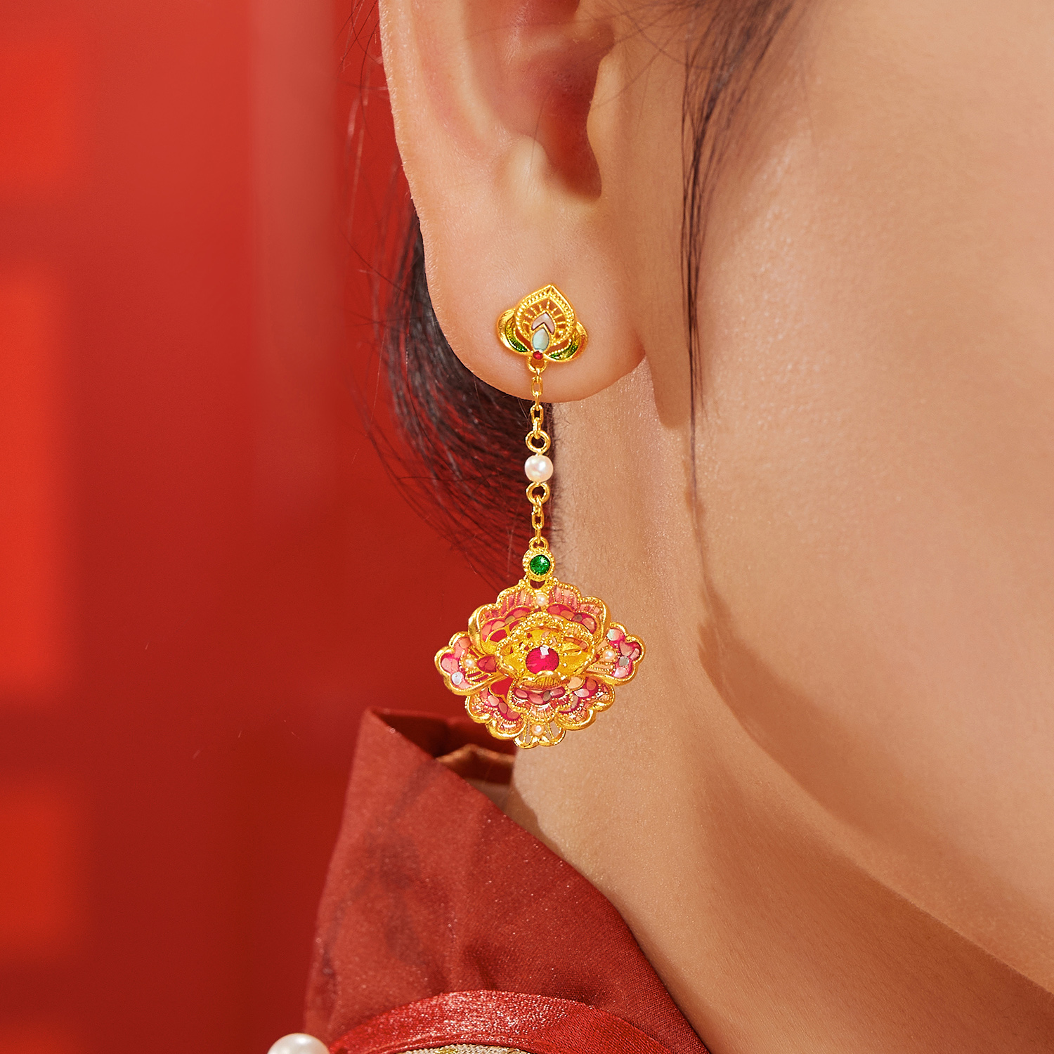 六福珠宝福满传家臻美华章黄金耳钉手工点螺牡丹花计价L17G0006DS【联系客服补货】【视频看货】