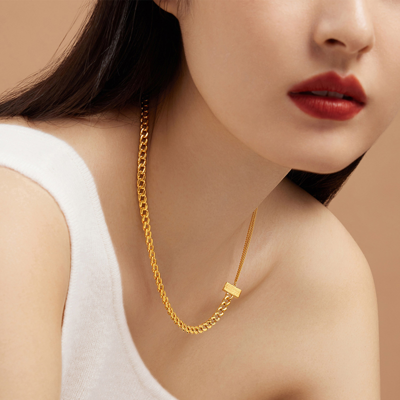 六福珠宝T焰金系列足金古巴链黄金项链锁骨链素链送礼计价009952NA【联系客服补货】