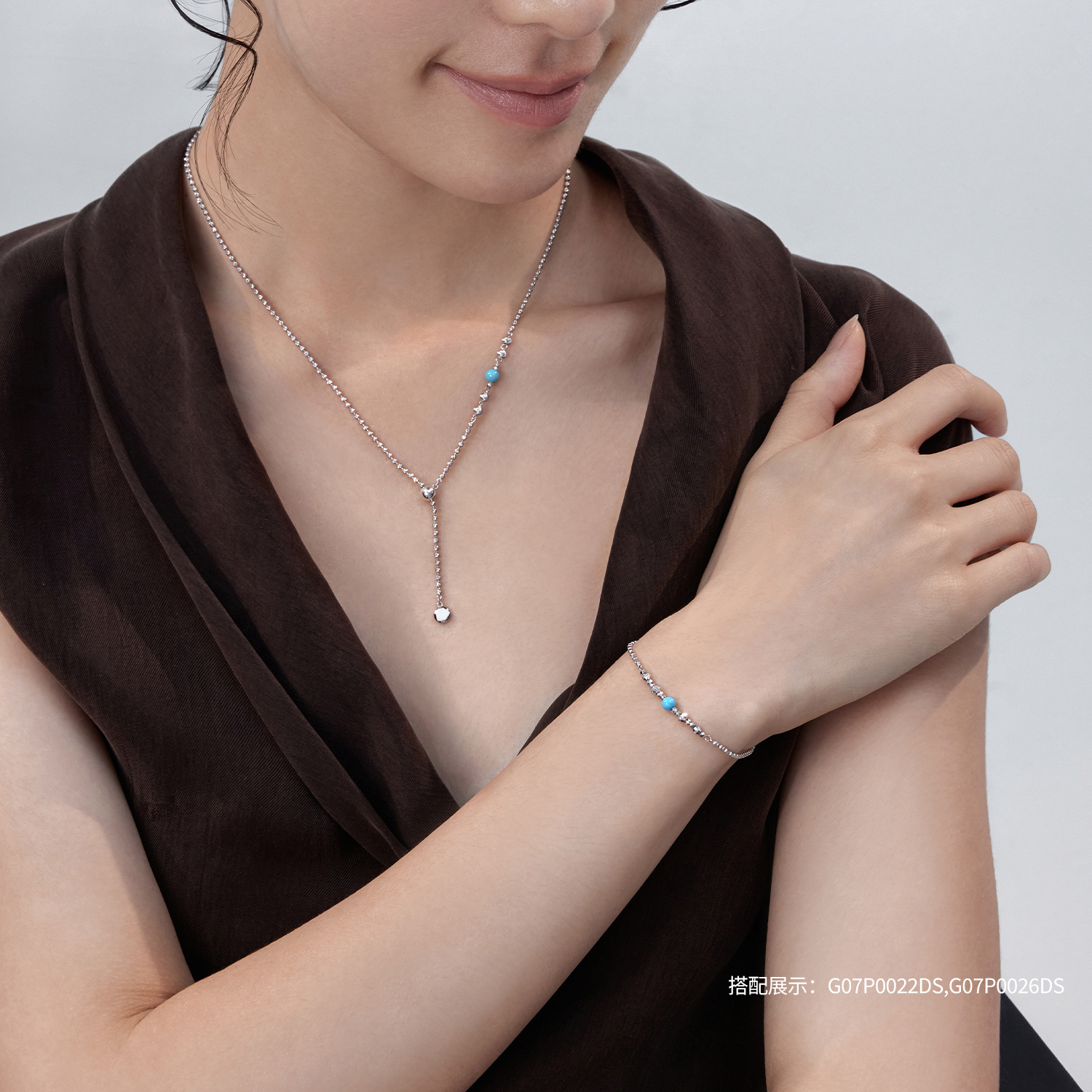 六福珠宝钻光链铂金项链铂950女款绿松石白金Y字链计价G07P0026DS