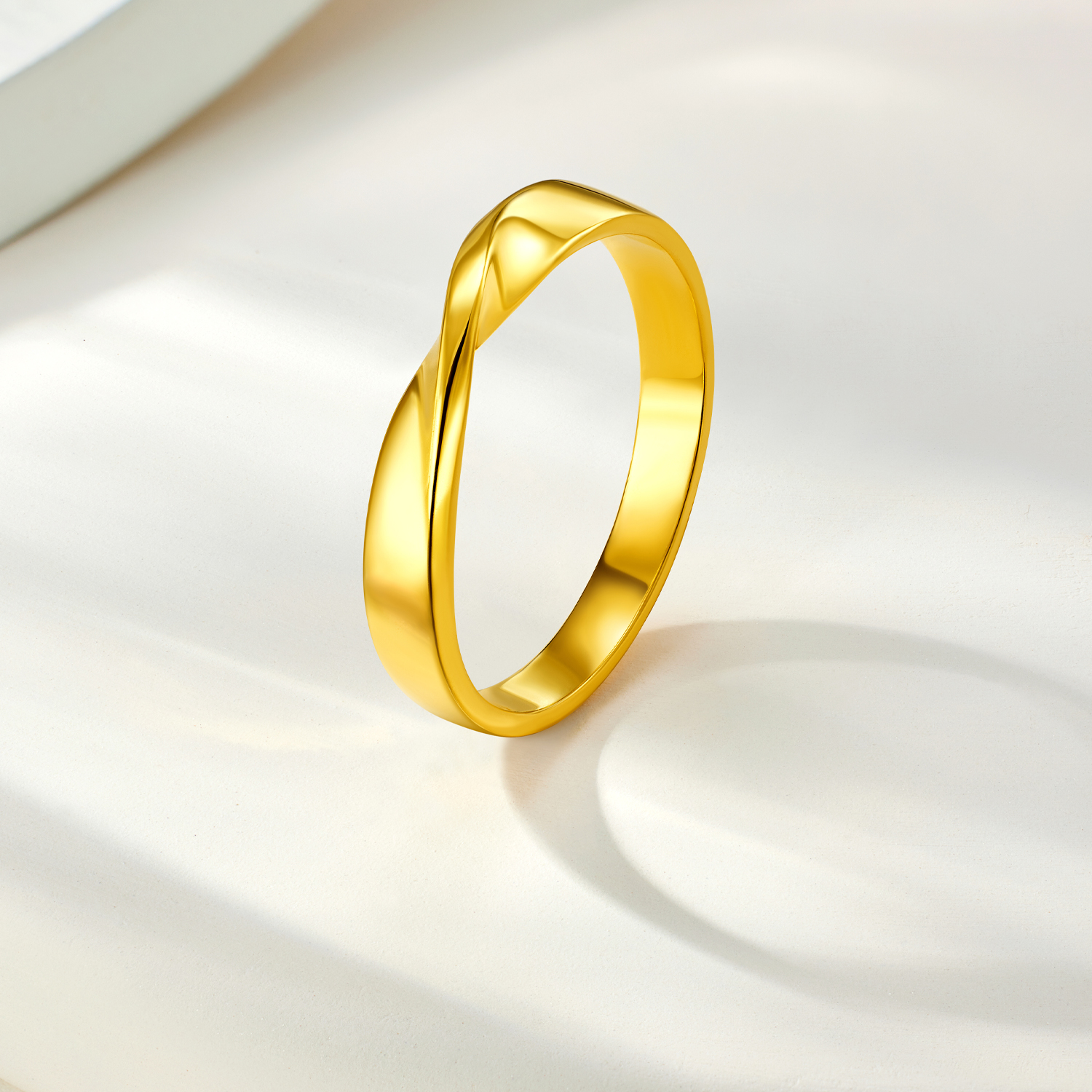 六福珠宝爱无限黄金戒指实心素金纽结情侣对戒男女计价L04G0003DS