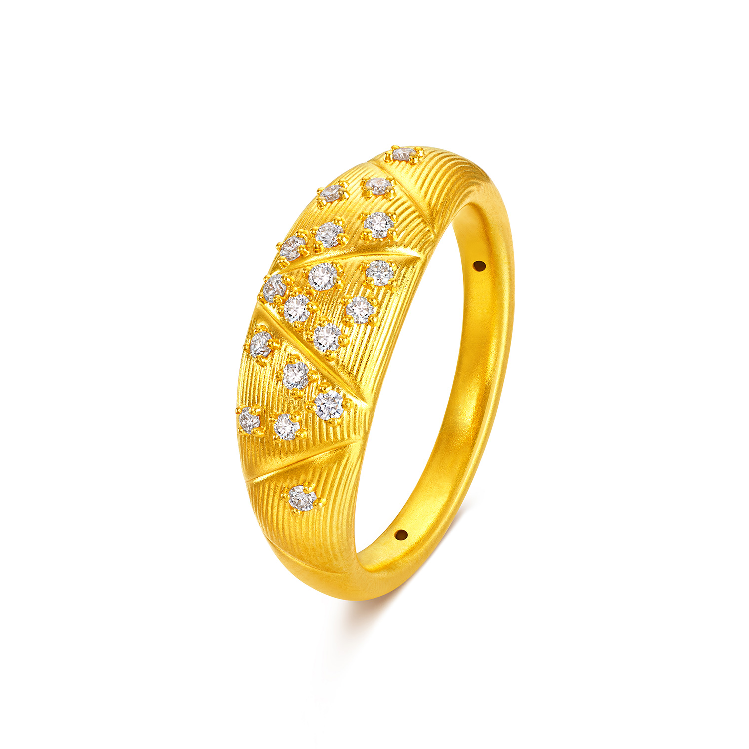 六福珠宝满天星黄金戒指女款宽面5D硬金钻石戒指首饰GDA0032DS