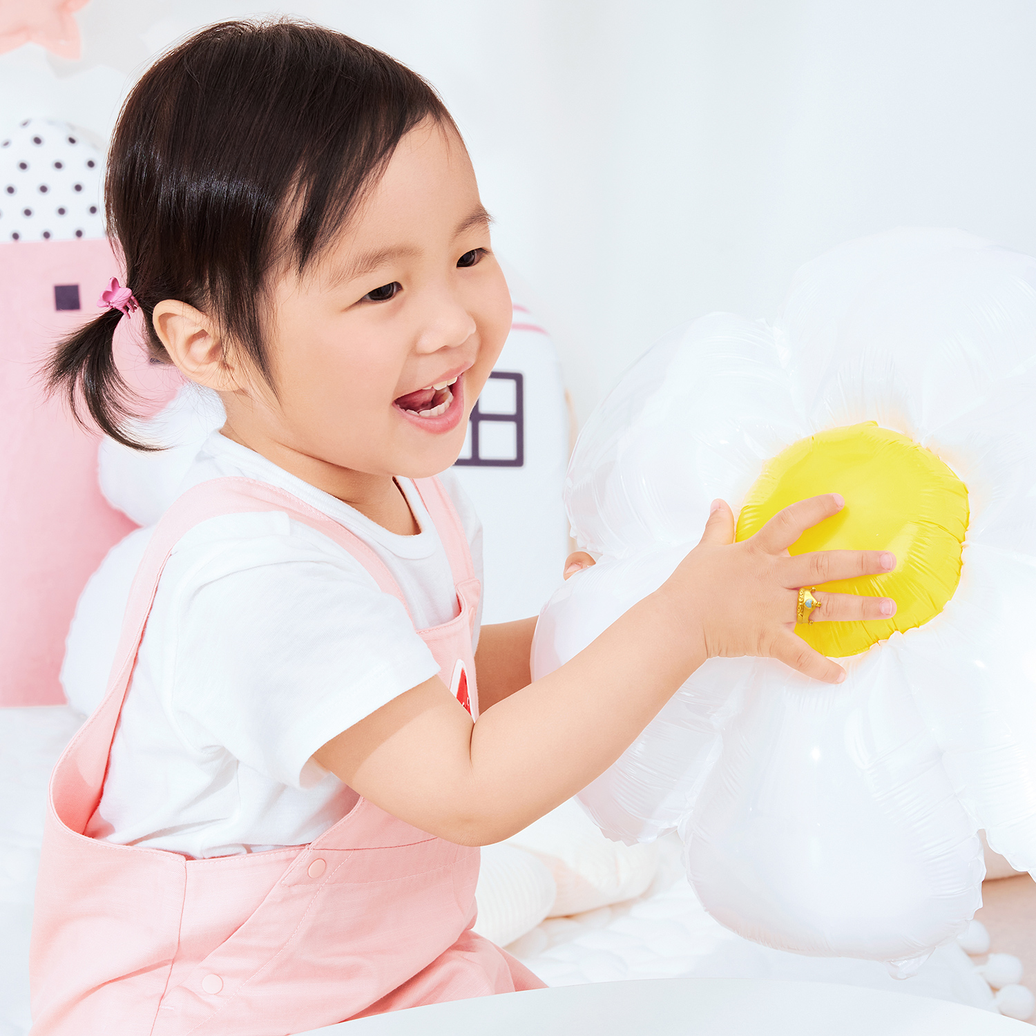 六福珠宝童趣宝宝黄金戒指儿童鎏彩马生肖满月周岁礼物L11A0009DS