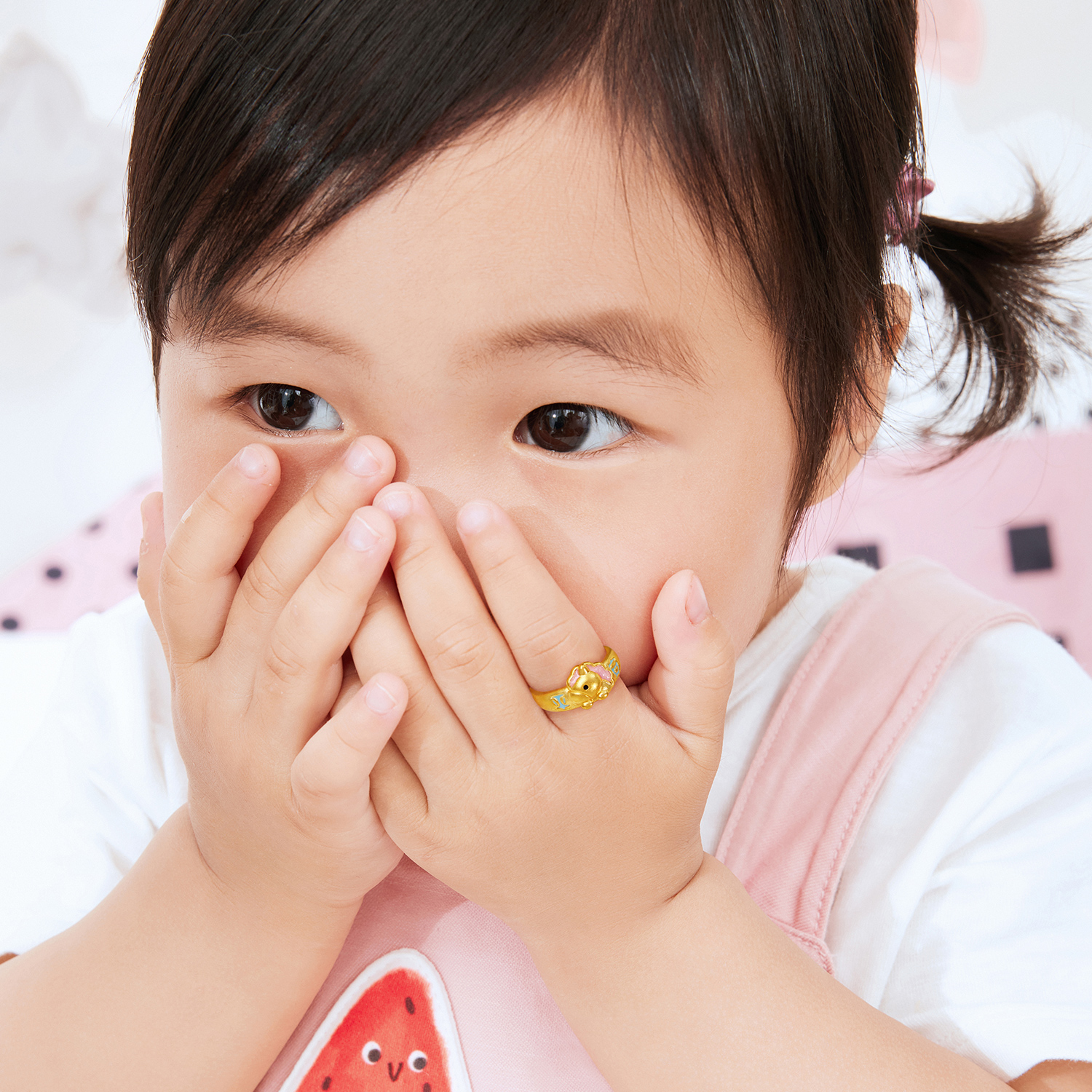 六福珠宝童趣宝宝黄金戒指儿童鎏彩马生肖满月周岁礼物L11A0009DS