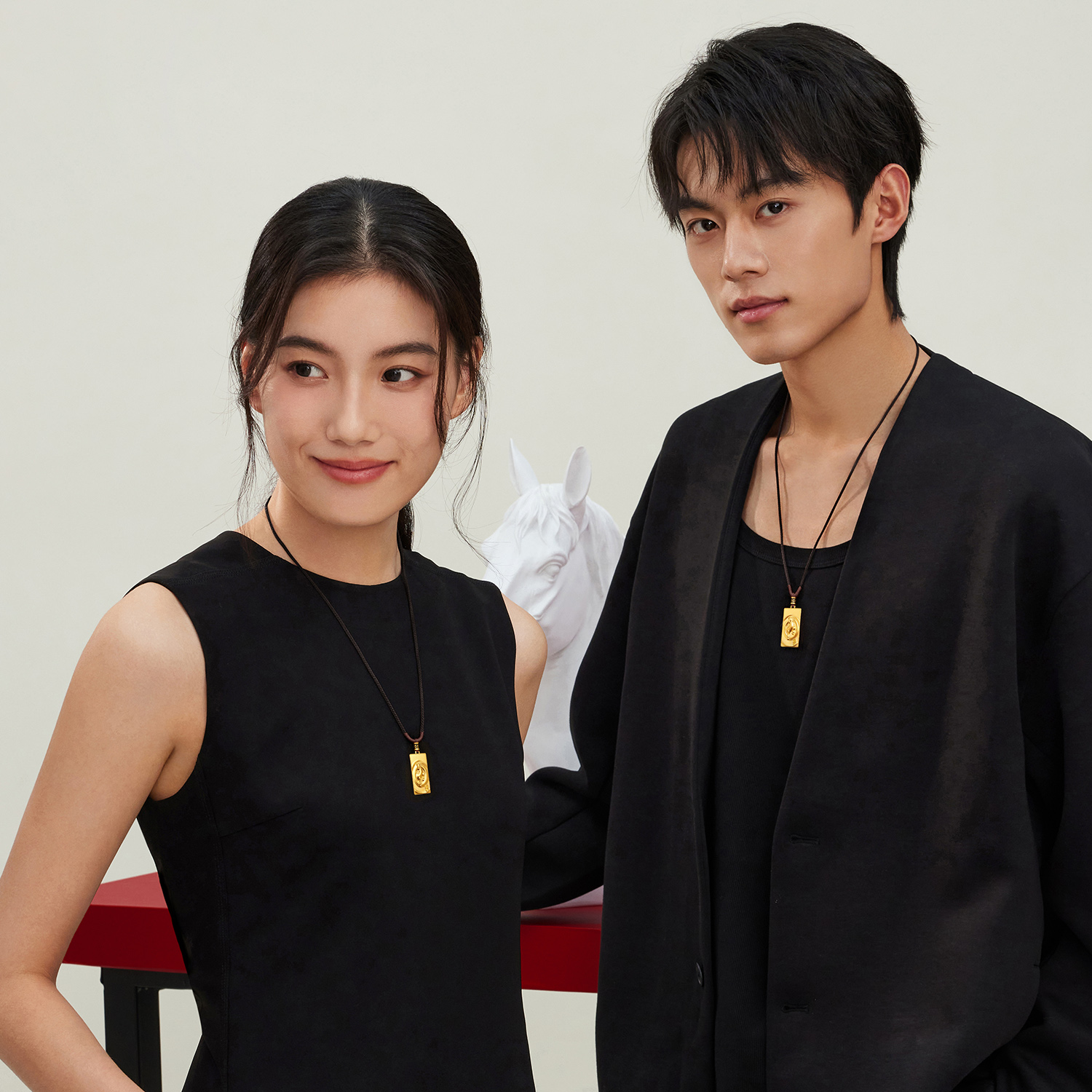 六福珠宝福满传家一马当先黄金项链吊坠男女生肖马计价ERG0012DS【1V1直播看货】