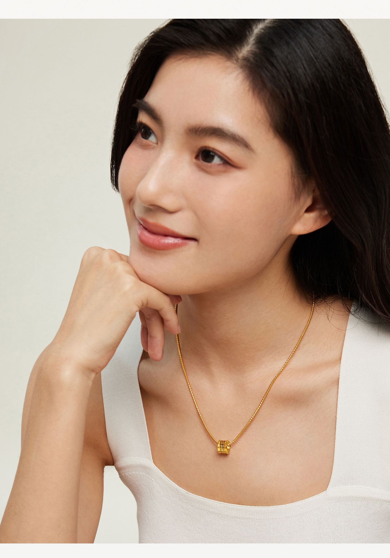 六福珠宝马年生肖马黄金足金电黑工艺转运珠男女情侣款HEA0007DS