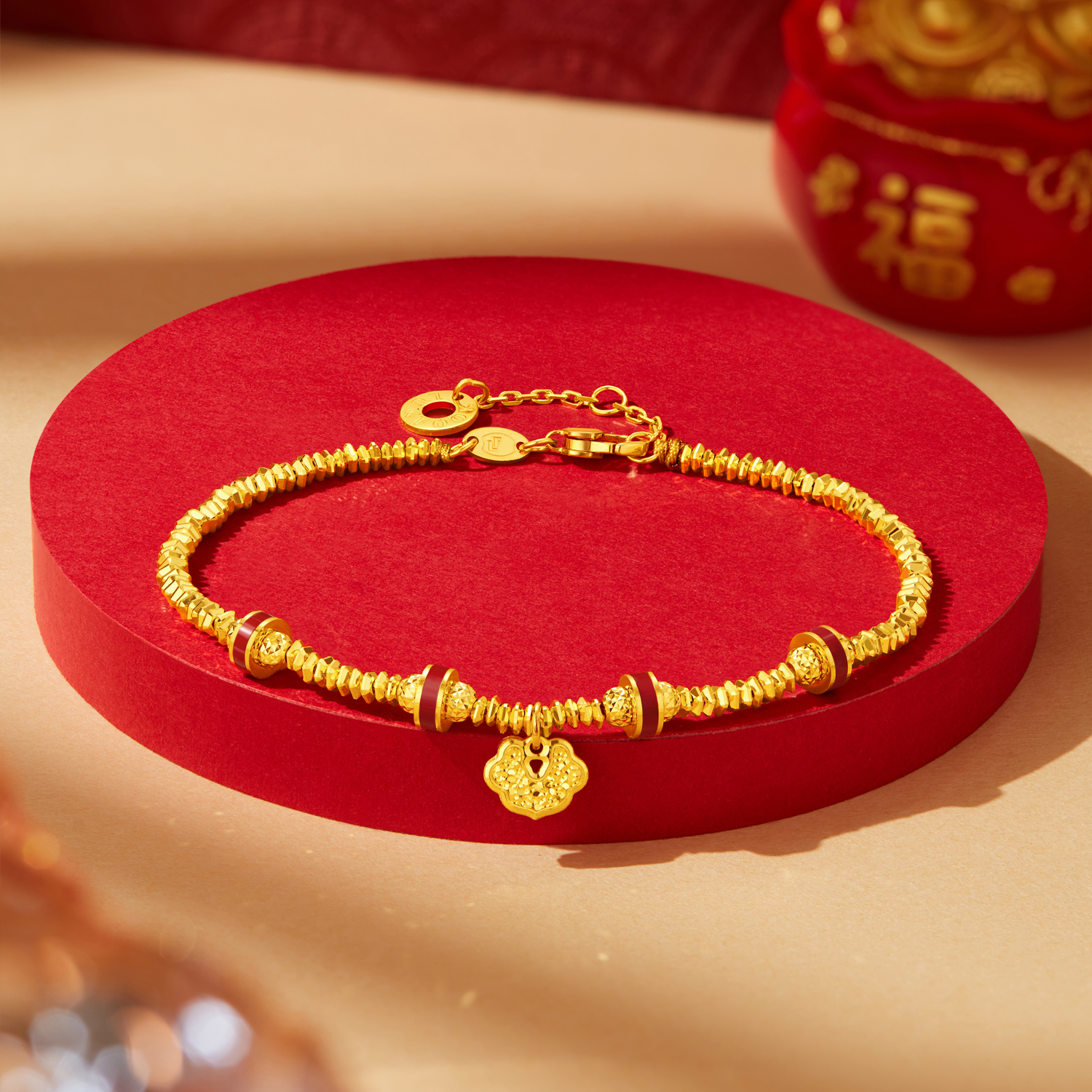 六福珠宝碎碎冰如意黄金手链女款鎏彩筒珠足金手串计价G16G0050DS【视频看货】