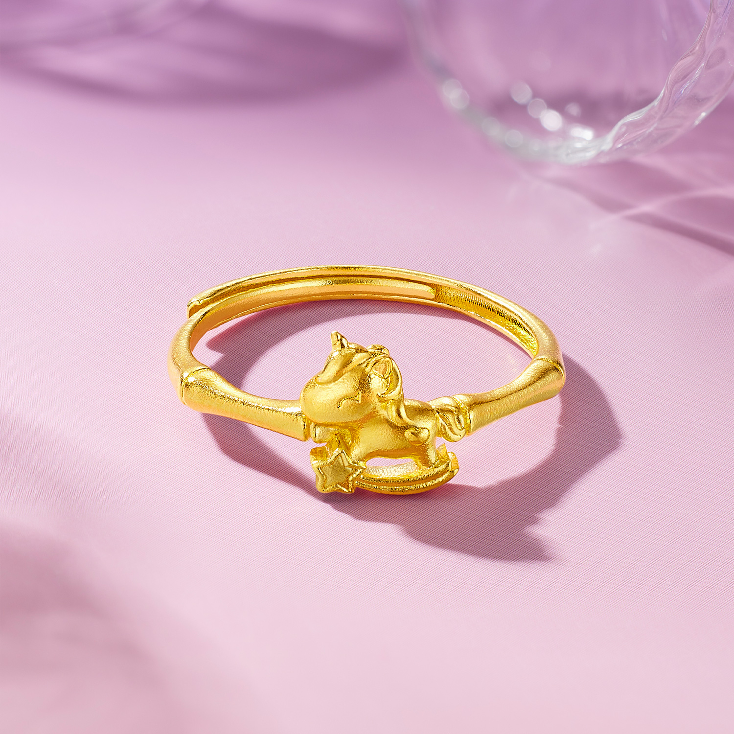 六福珠宝福满传家摇摇马黄金戒指女生肖马实心戒指计价G08G0006DS