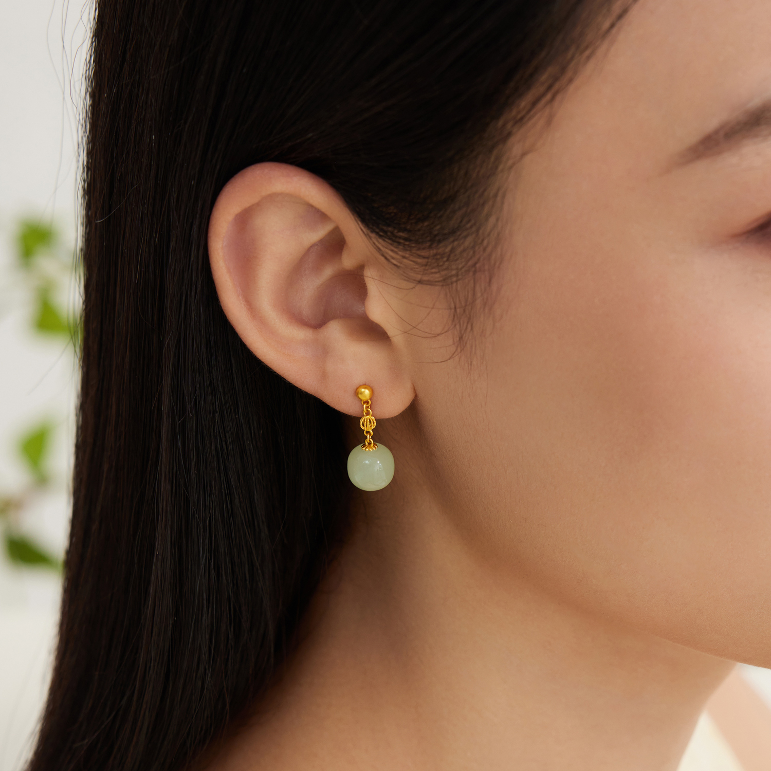 六福珠宝小灯笼老型珠黄金耳环耳钉女款和田玉足金耳饰FQA0006DS