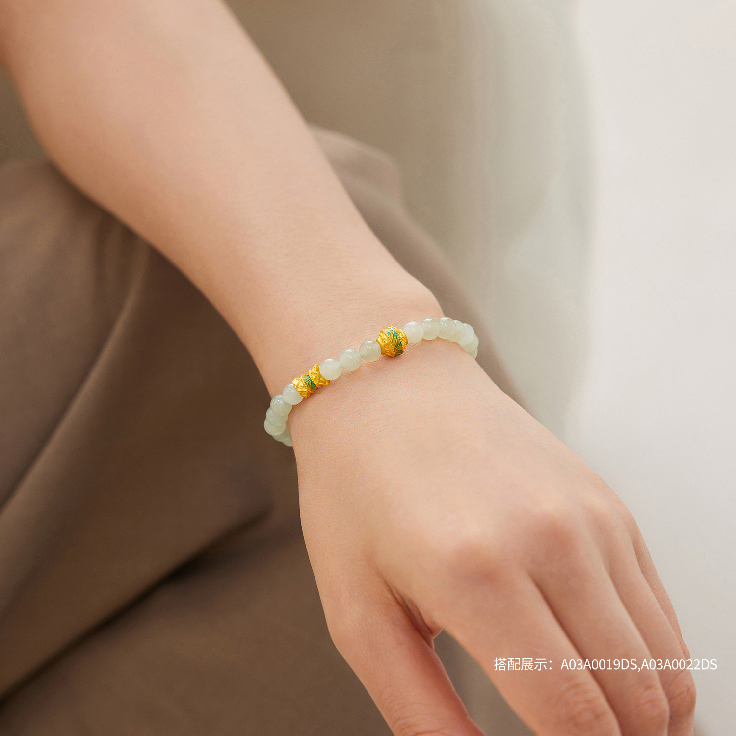 六福珠宝锦绿青山黄金转运珠鎏彩硬金小配件可DIY串珠A03A0019DS