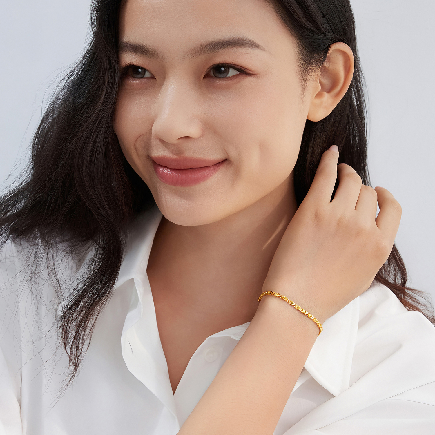 【店庆特惠】六福珠宝平安顺遂黄金手链女款简约平安结足金首饰计价B01G0014DS