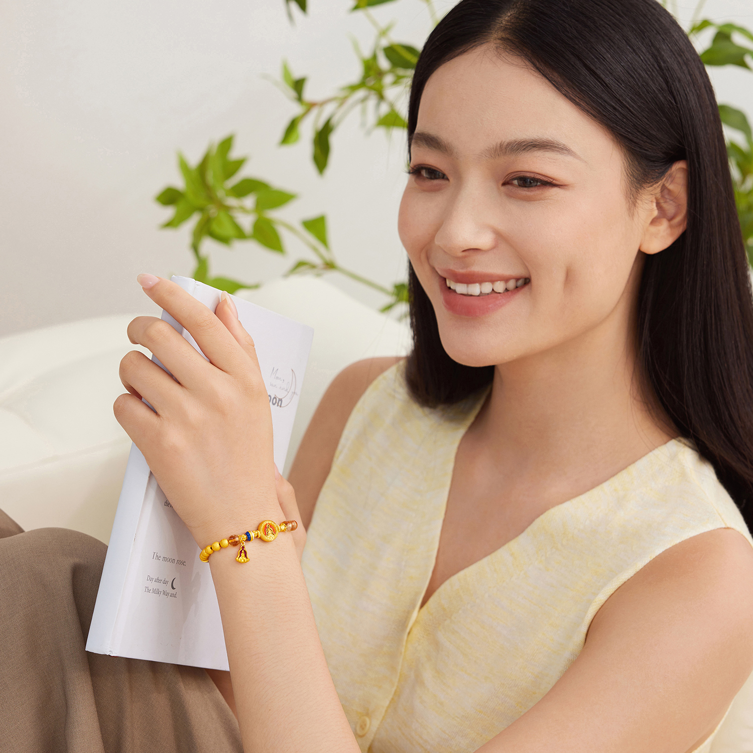 六福珠宝福满传家无相佛黄金手链黄水晶菩提珠手串计价F63G0102DS【视频看货】