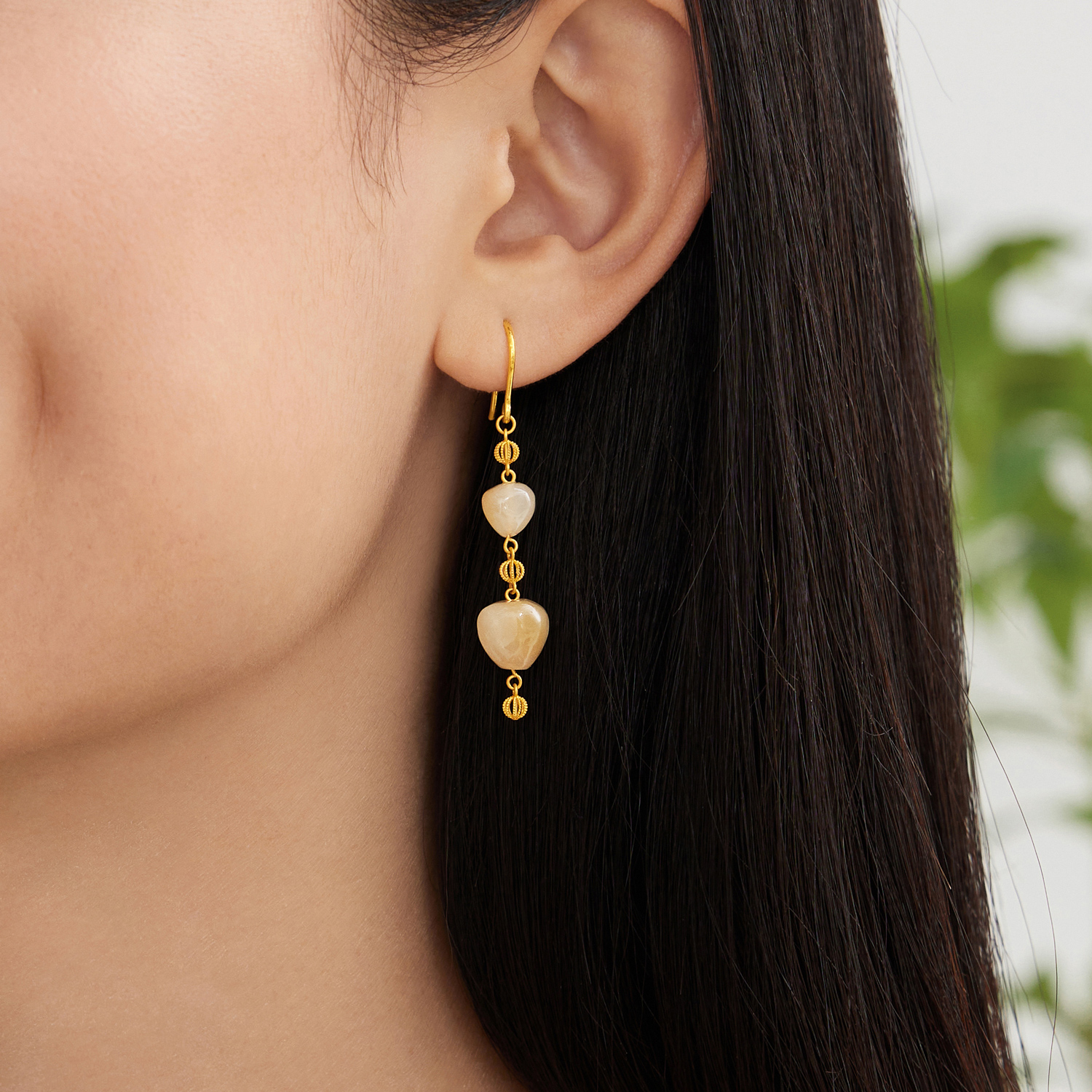 六福珠宝多宝黄金耳环女桃心形和田玉耳饰爱心足金耳坠FQA0011DS