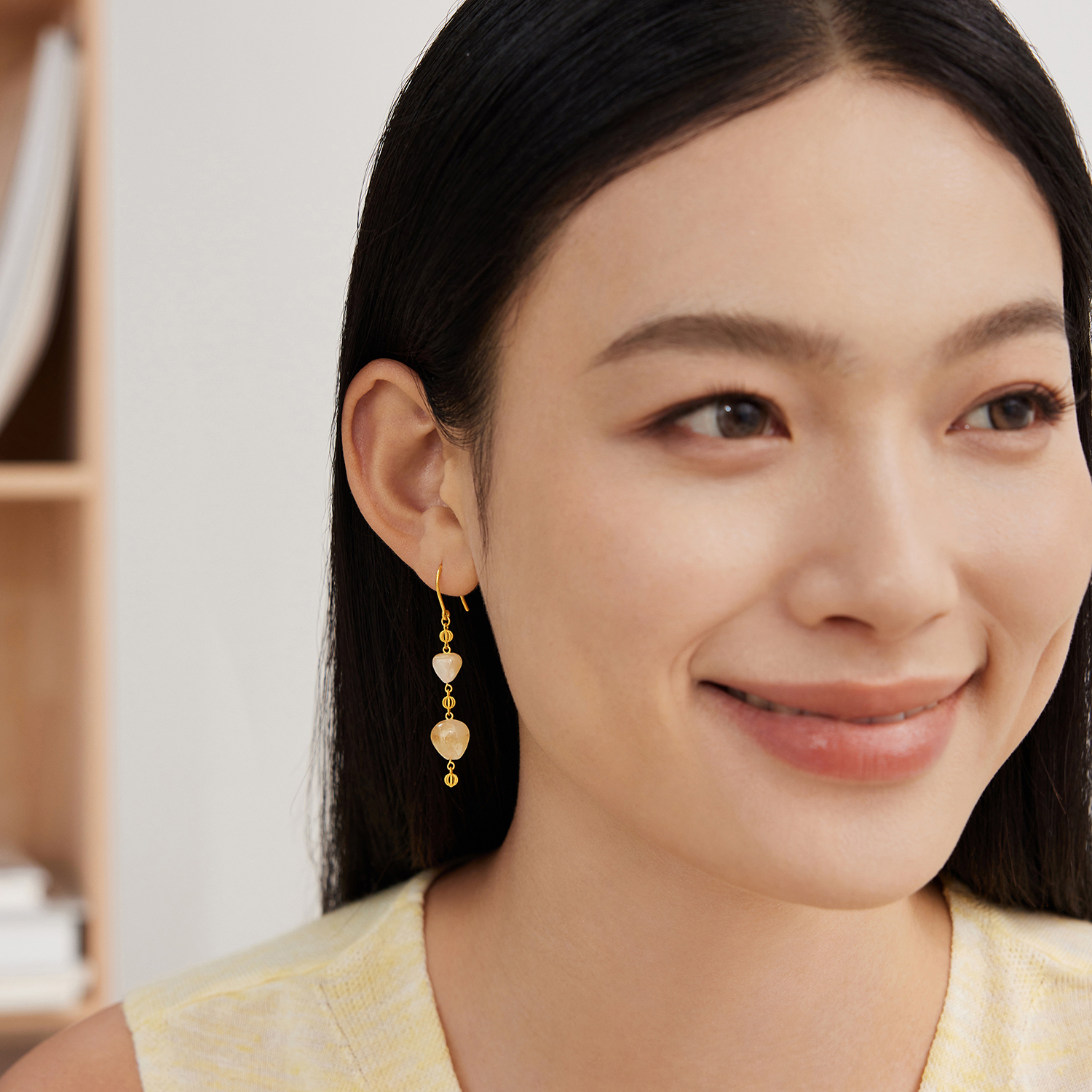 六福珠宝多宝黄金耳环女桃心形和田玉耳饰爱心足金耳坠FQA0011DS