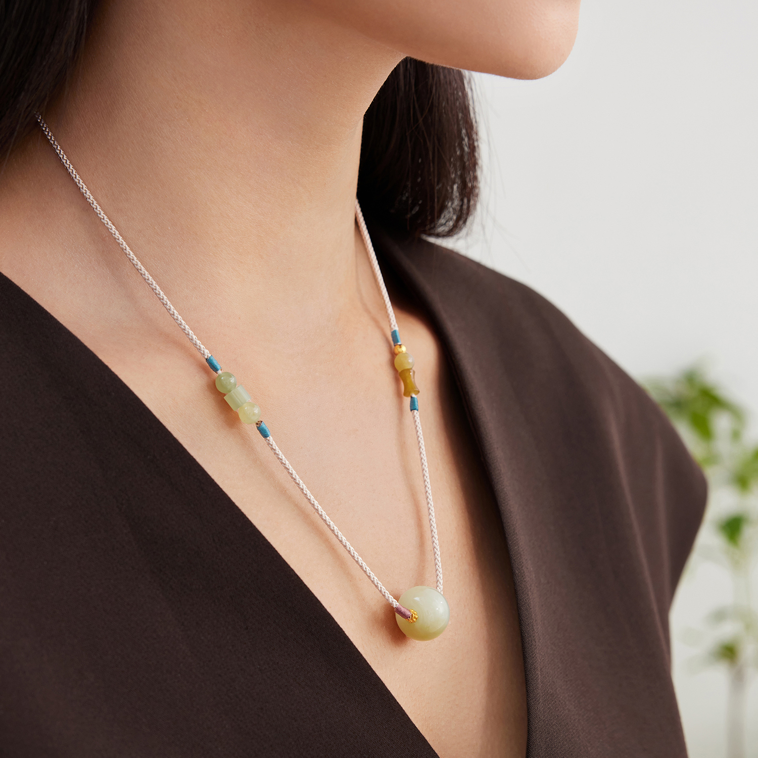 六福珠宝算盘珠和田玉项链黄金隔片女玉石圆珠国风编绳L74A0024DS