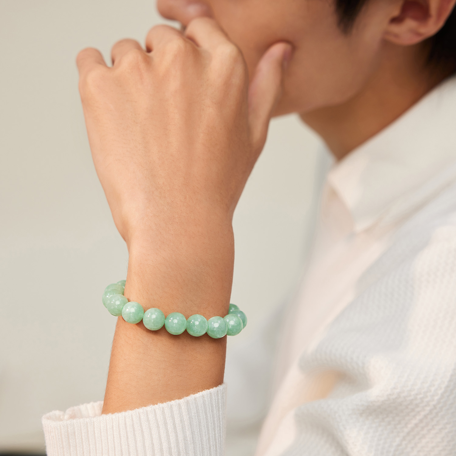 六福珠宝光面圆珠翡翠手串男士10.5-11mm翡翠玉石手链F21J0004DS