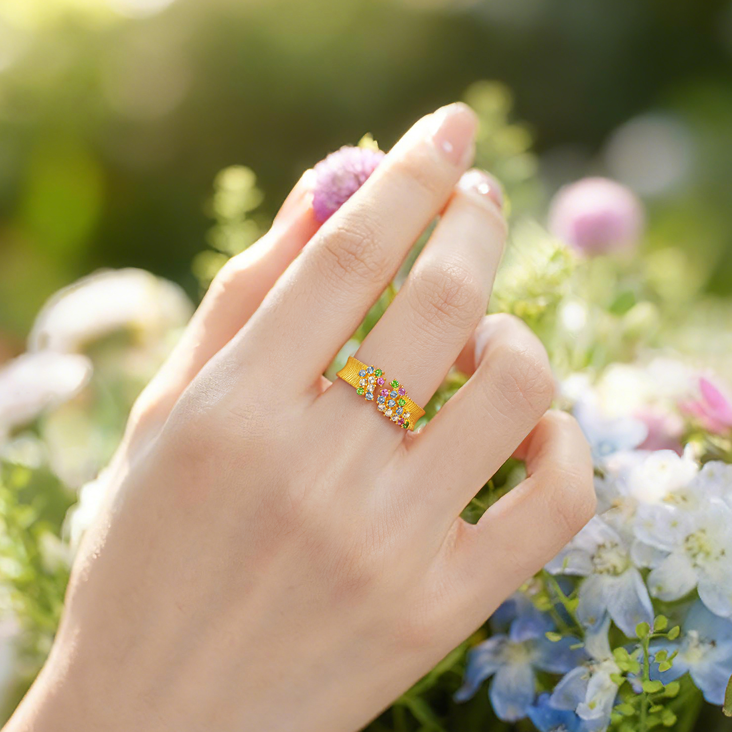 六福珠宝花满蹊光影金黄金戒指宝石实心石榴石彩宝戒指GJA0054DS玩趣赏春