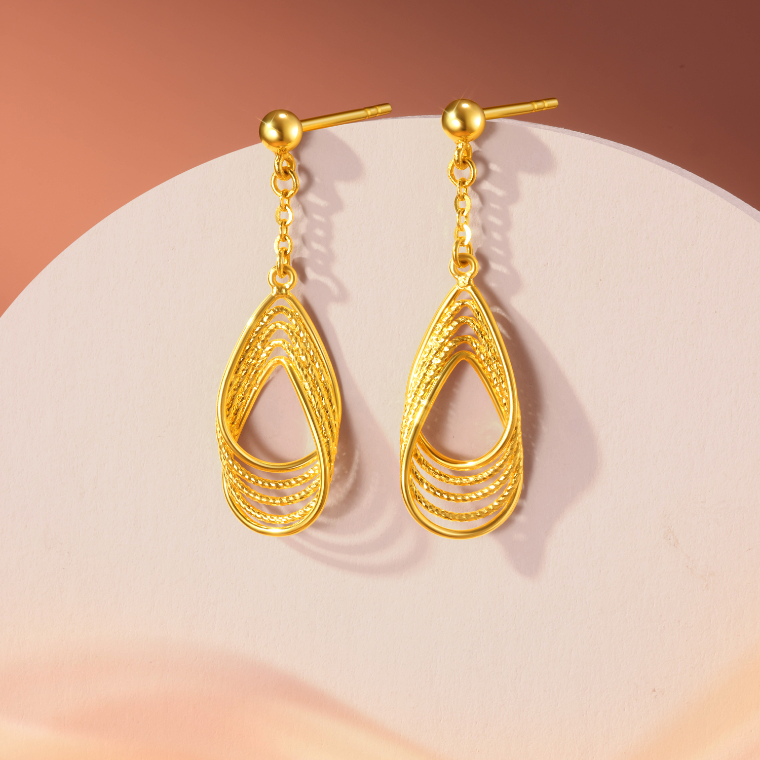 【店庆特惠】六福珠宝光影金幻影水滴黄金耳钉耳环足金耳坠耳饰计价GJG0200DS