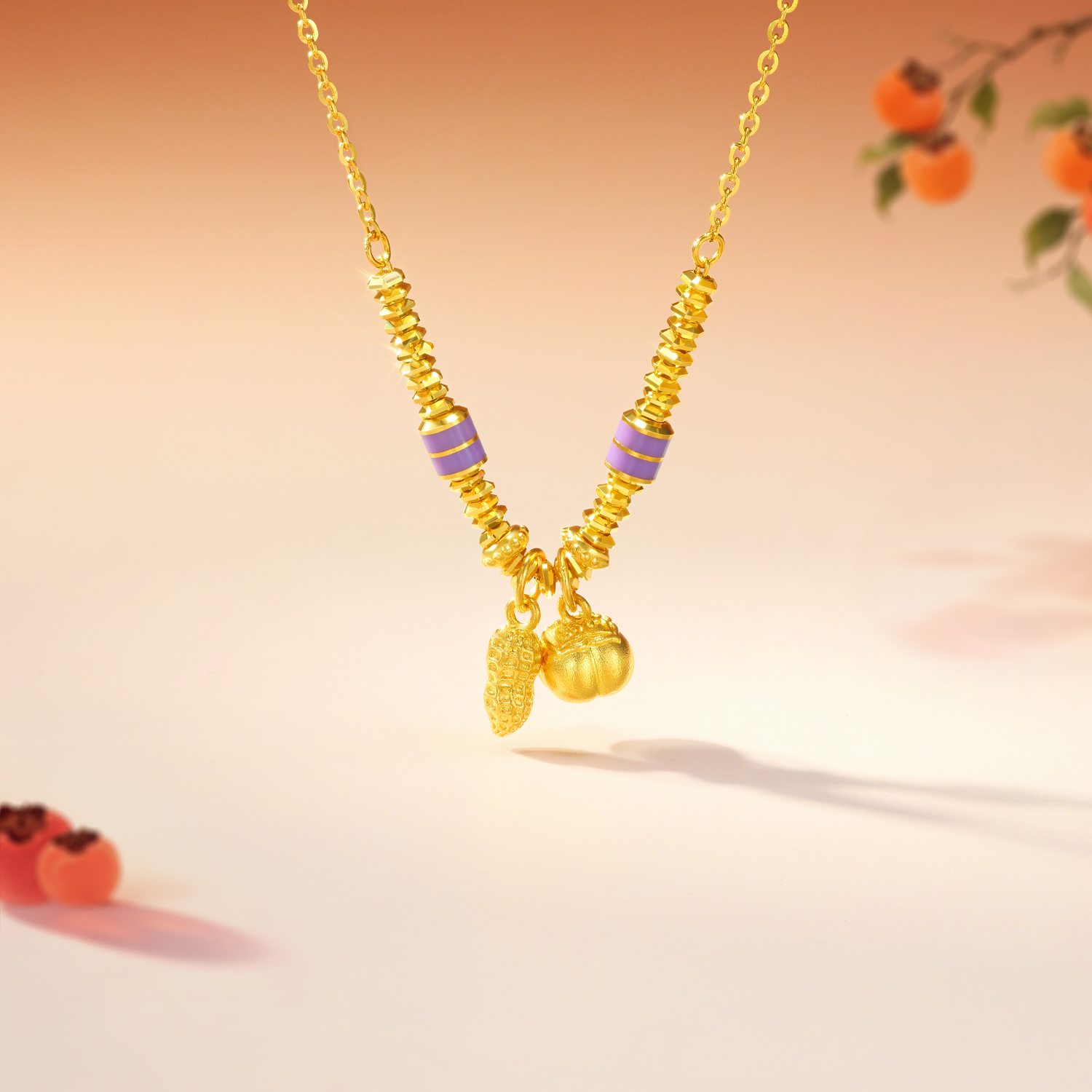 六福珠宝光影金喜柿发生黄金项链女款柿子盘缠金花生计价035333na