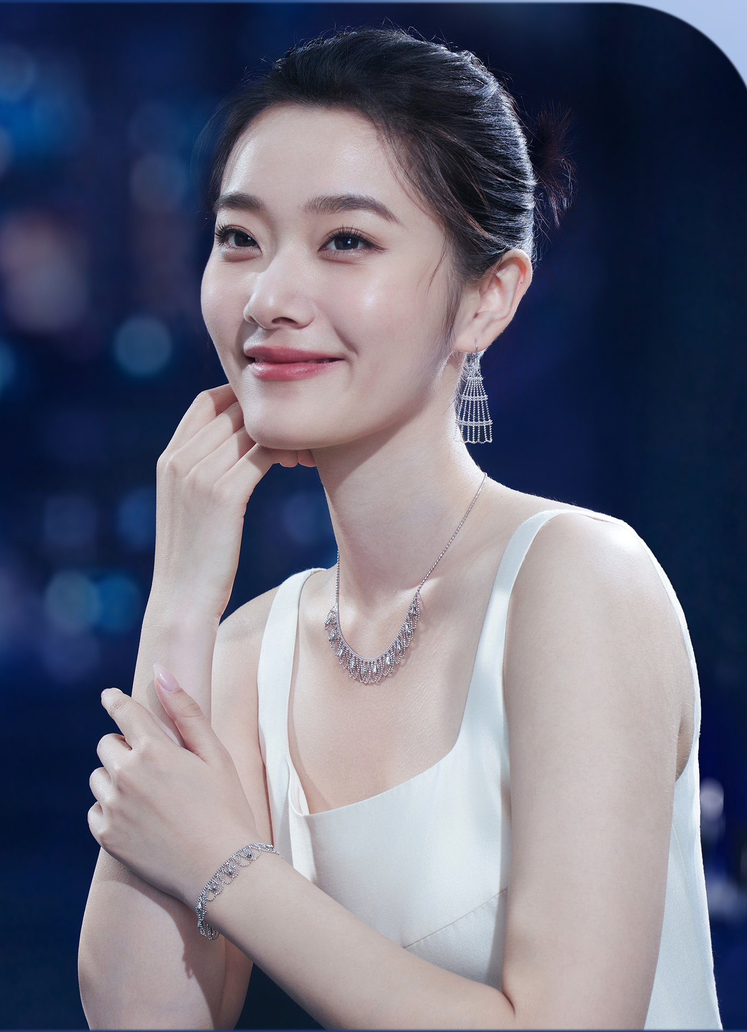 六福珠宝蕾丝曼舞铂金项链铂950女水滴白金锁骨颈链计价GJP0015DS【1V1直播看货】