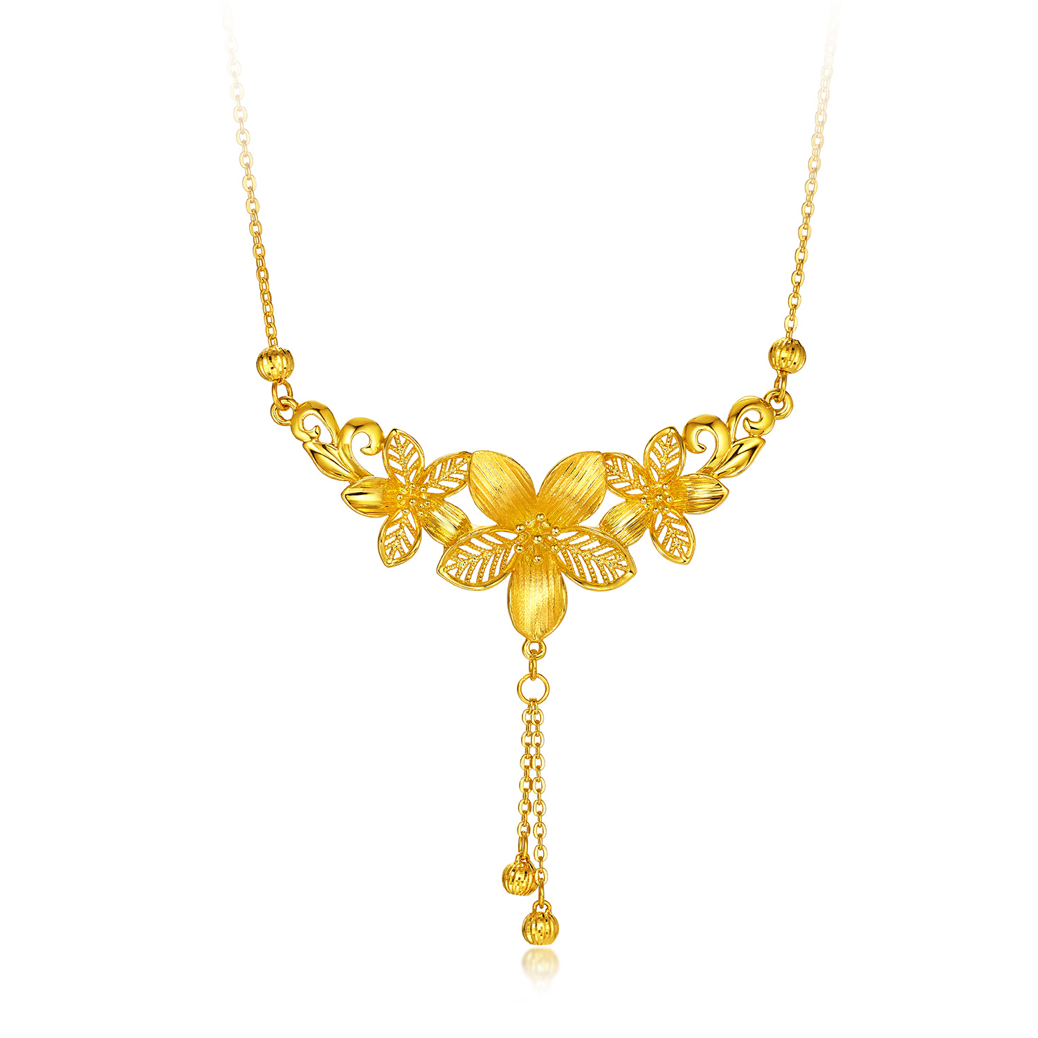 六福珠宝花开并蒂黄金项链海棠花结婚三金首饰婚嫁计价A03G0001DS