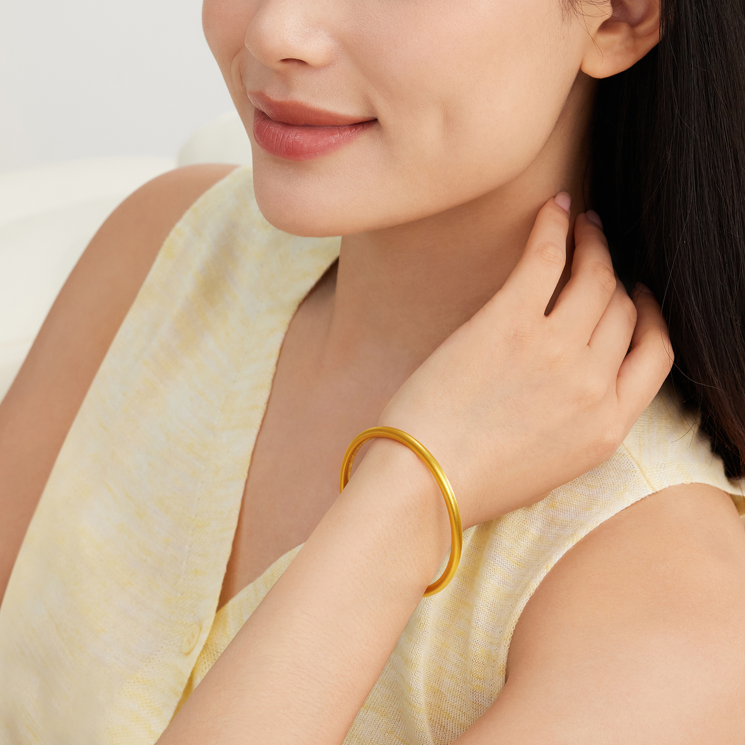 六福珠宝福满传家古法黄金手镯宽版窄版实心素圈镯子计价G01G0002DS【1V1直播看货】