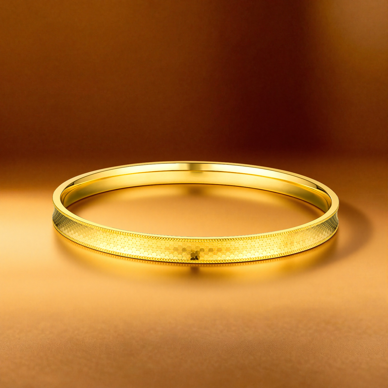 六福珠宝光影金5G黄金手镯女款车花足金圆镯子首饰计价004965AA【联系客服补货】【1V1直播看货】