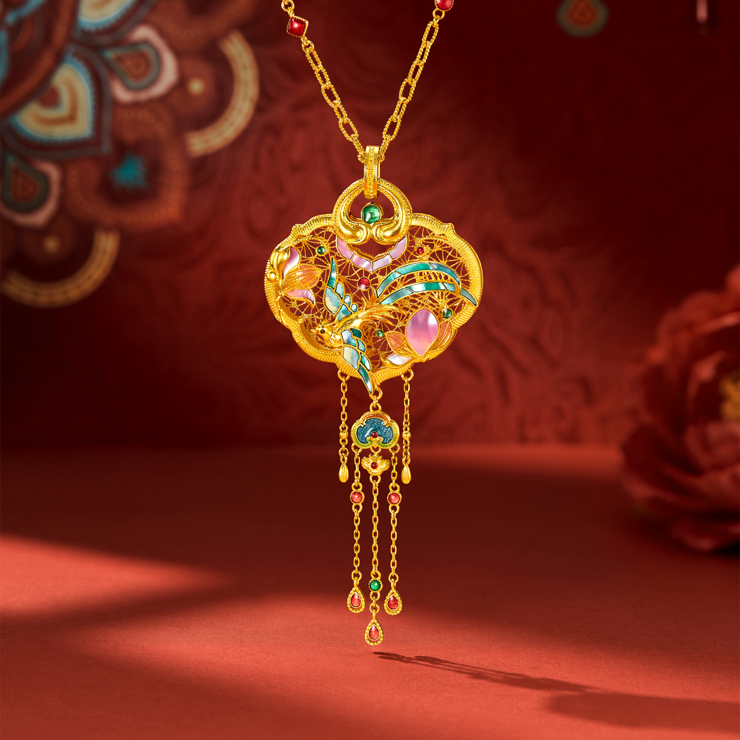 六福珠宝喜上枝头黄金项链女手工螺钿鎏彩金锁婚嫁计价L17G0019DS【联系客服补货】【视频看货】