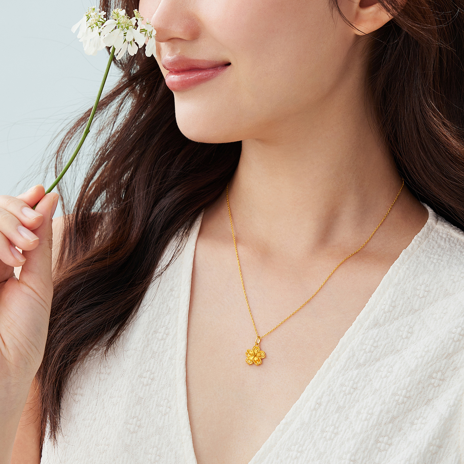【店庆特惠】六福珠宝清新小花黄金吊坠桃花足金四叶花樱花挂坠计价GJG0146DS童心3