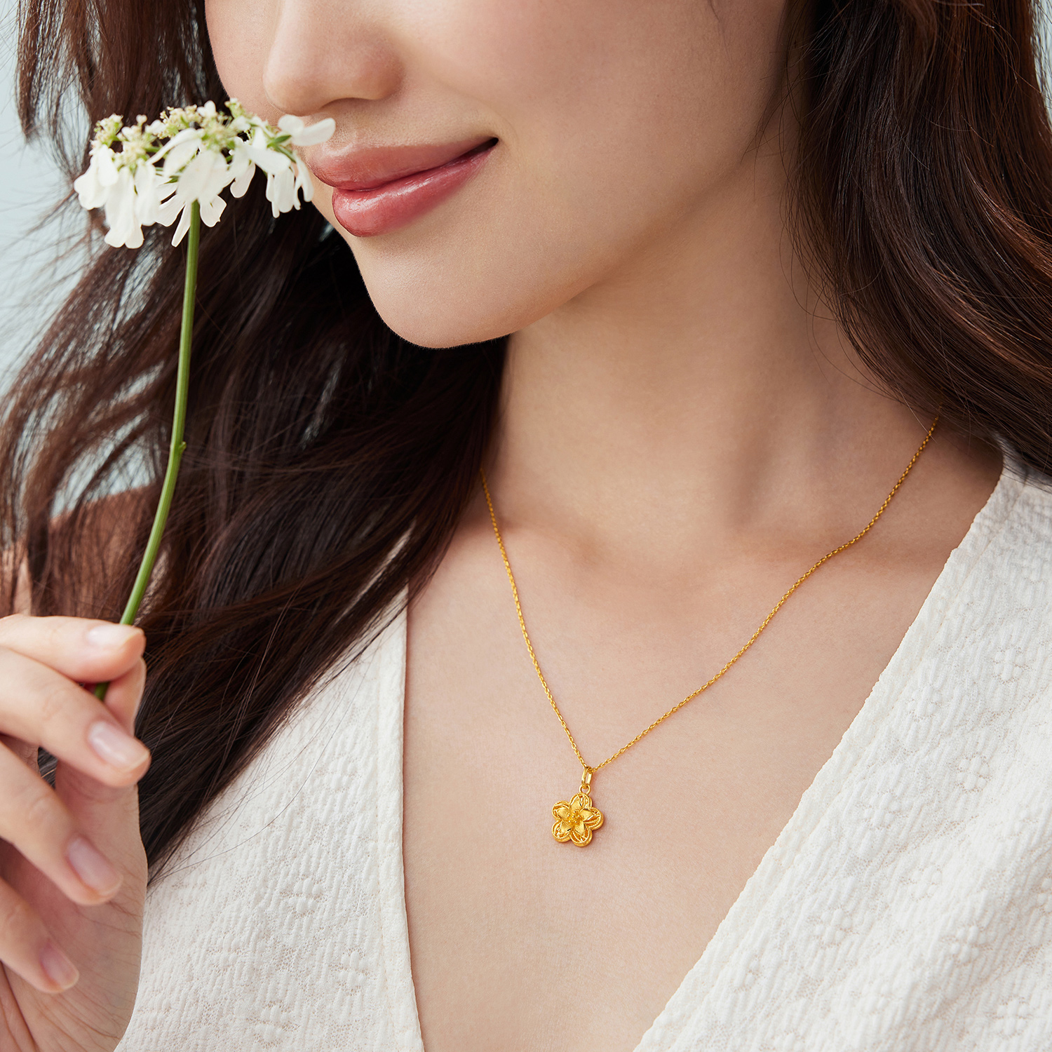 【店庆特惠】六福珠宝清新小花黄金吊坠桃花足金四叶花樱花挂坠计价GJG0146DS童心3