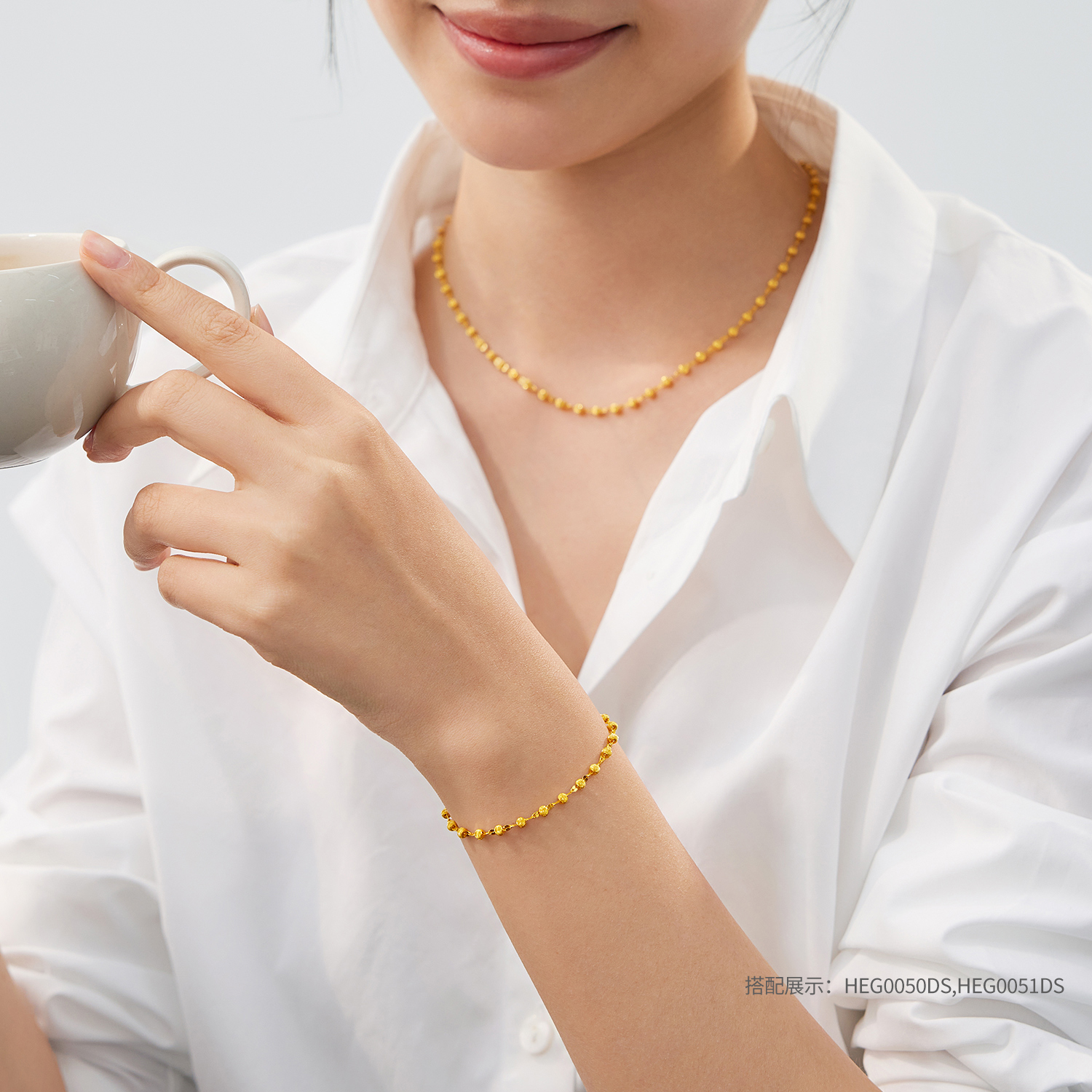 六福珠宝光影金猫眼金珠黄金手链女嘴唇链足金首饰计价HEG0050DS