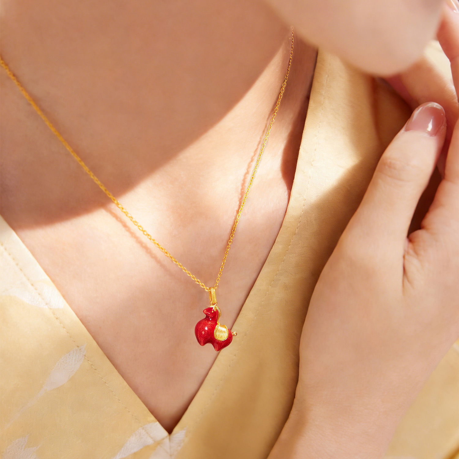 六福珠宝唐宫夜宴联名墩墩马黄金项链-033339NA-达播【1V1直播看货】