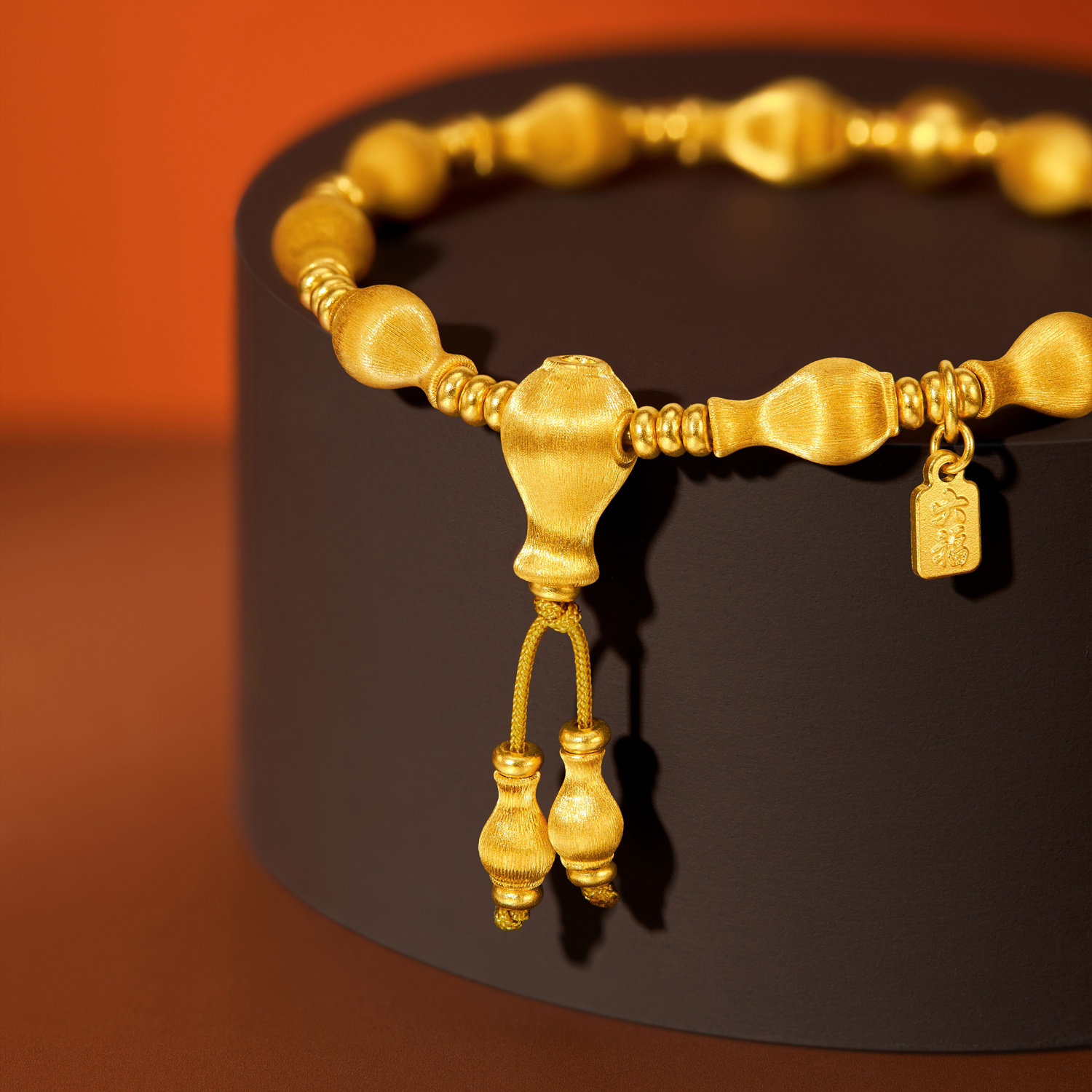 六福珠宝福满传家福慧宝瓶黄金手链手工拉丝手串珠计价G39G0037DS【1V1直播看货】