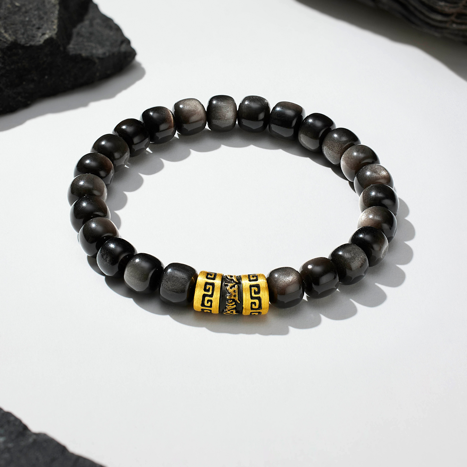六福珠宝六字真言黄金手链男士款电黑转运珠黑曜岩手串A01A0036DS