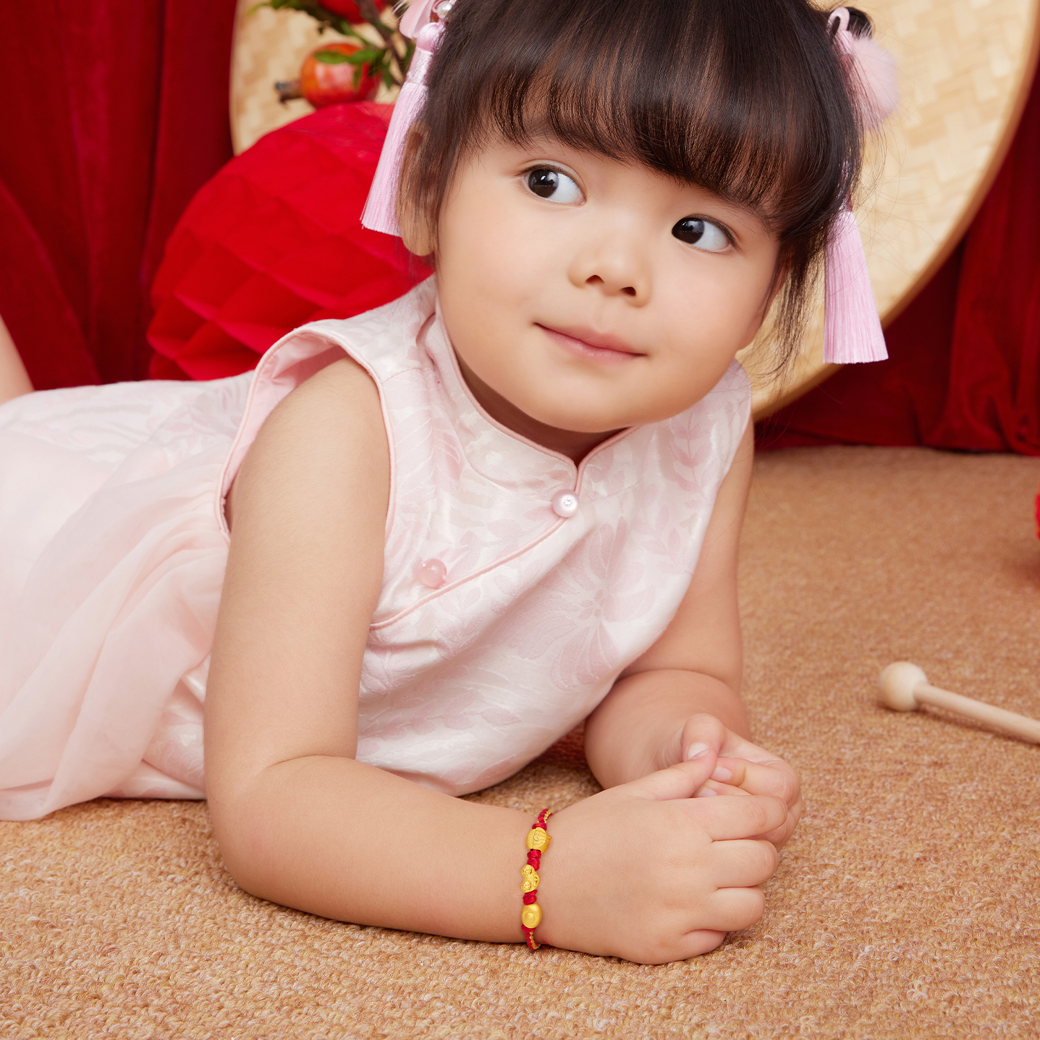 六福珠宝金银满屋黄金手链宝宝儿童红绳转运珠满月送礼L11A0013DS